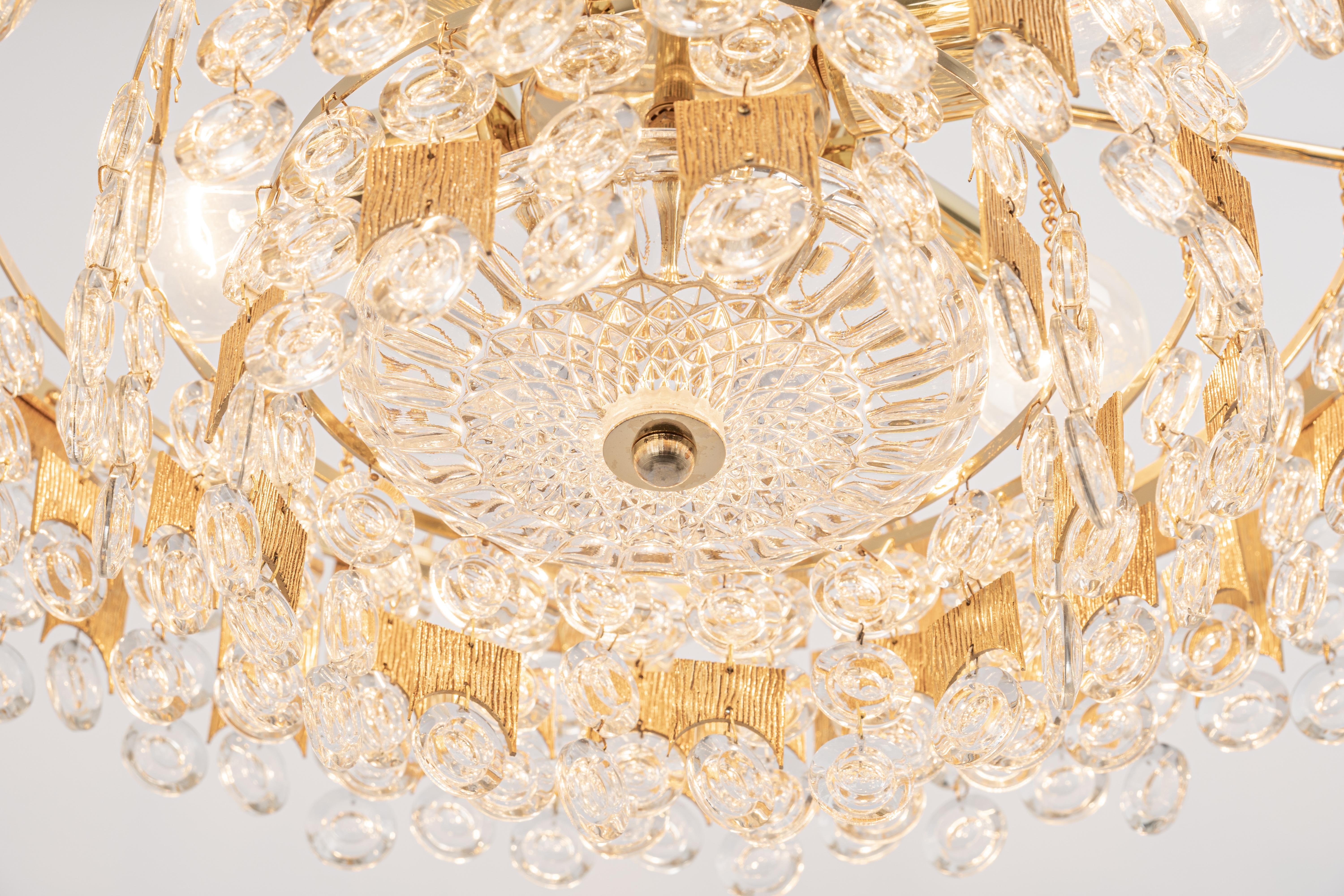 Impressive Large Gilt Brass and Crystal Glass Chandelier by Palwa Germany, 1960s For Sale 5