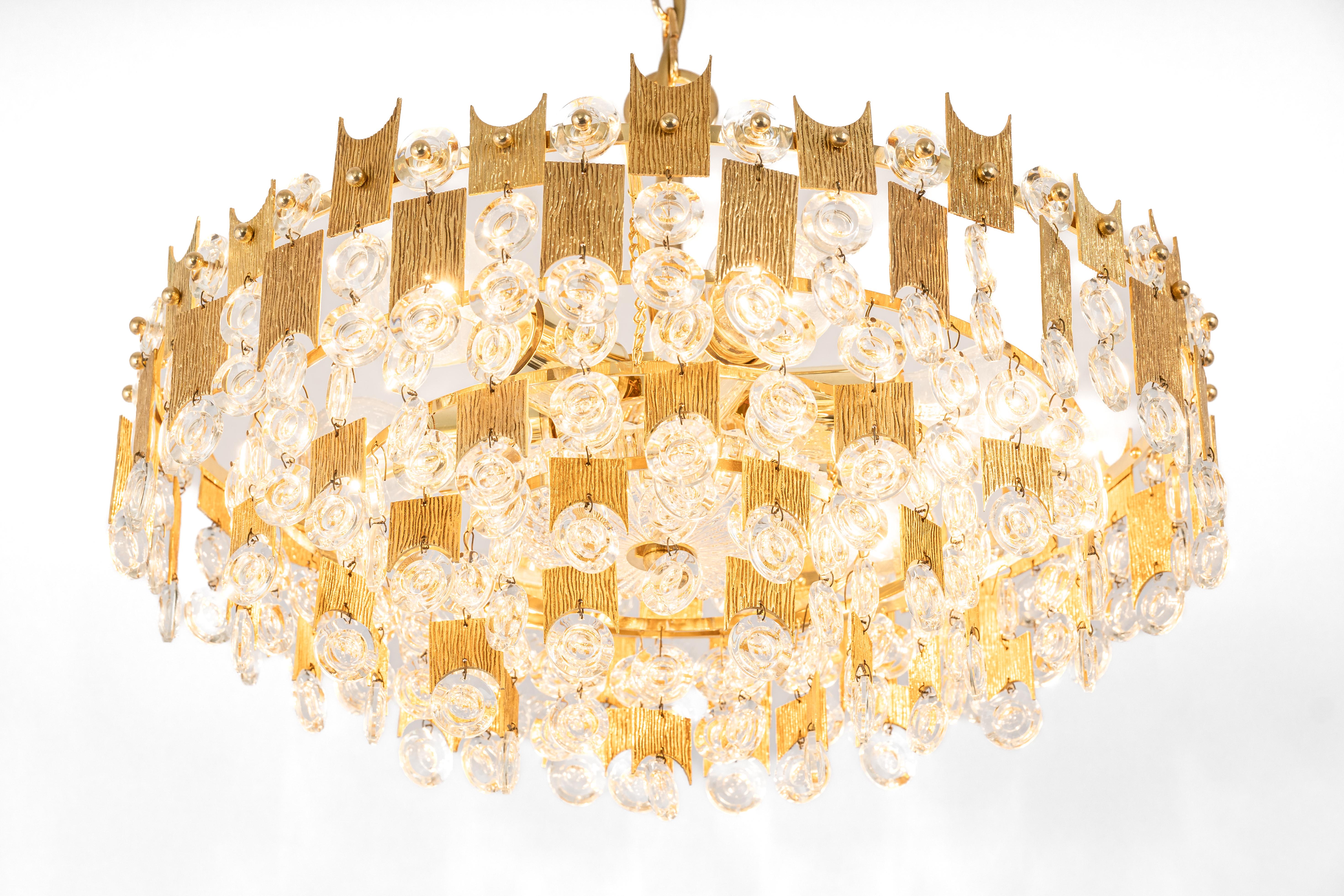 Impressive Large Gilt Brass and Crystal Glass Chandelier by Palwa Germany, 1960s For Sale 5