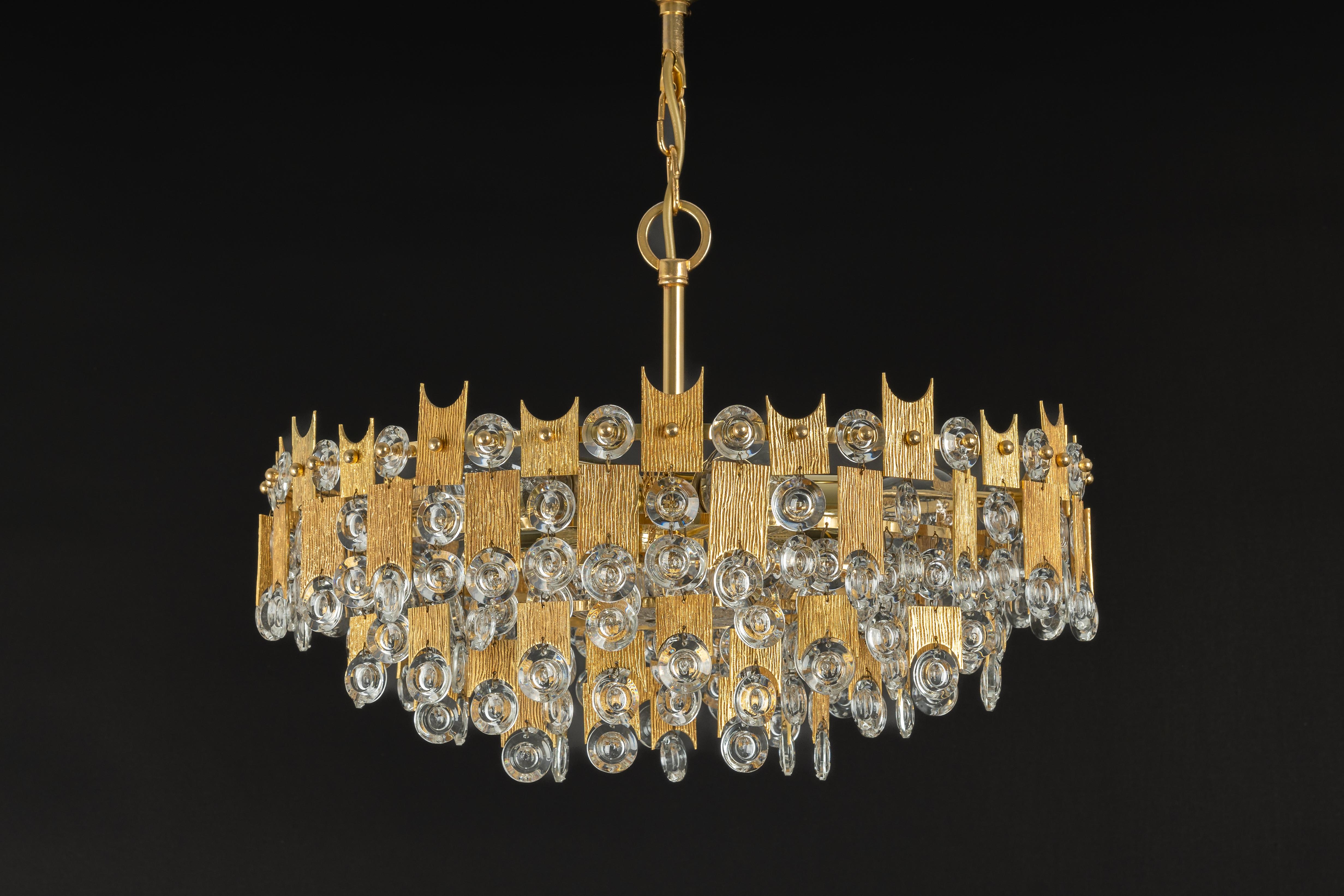 Impressive Large Gilt Brass and Crystal Glass Chandelier by Palwa Germany, 1960s For Sale 11