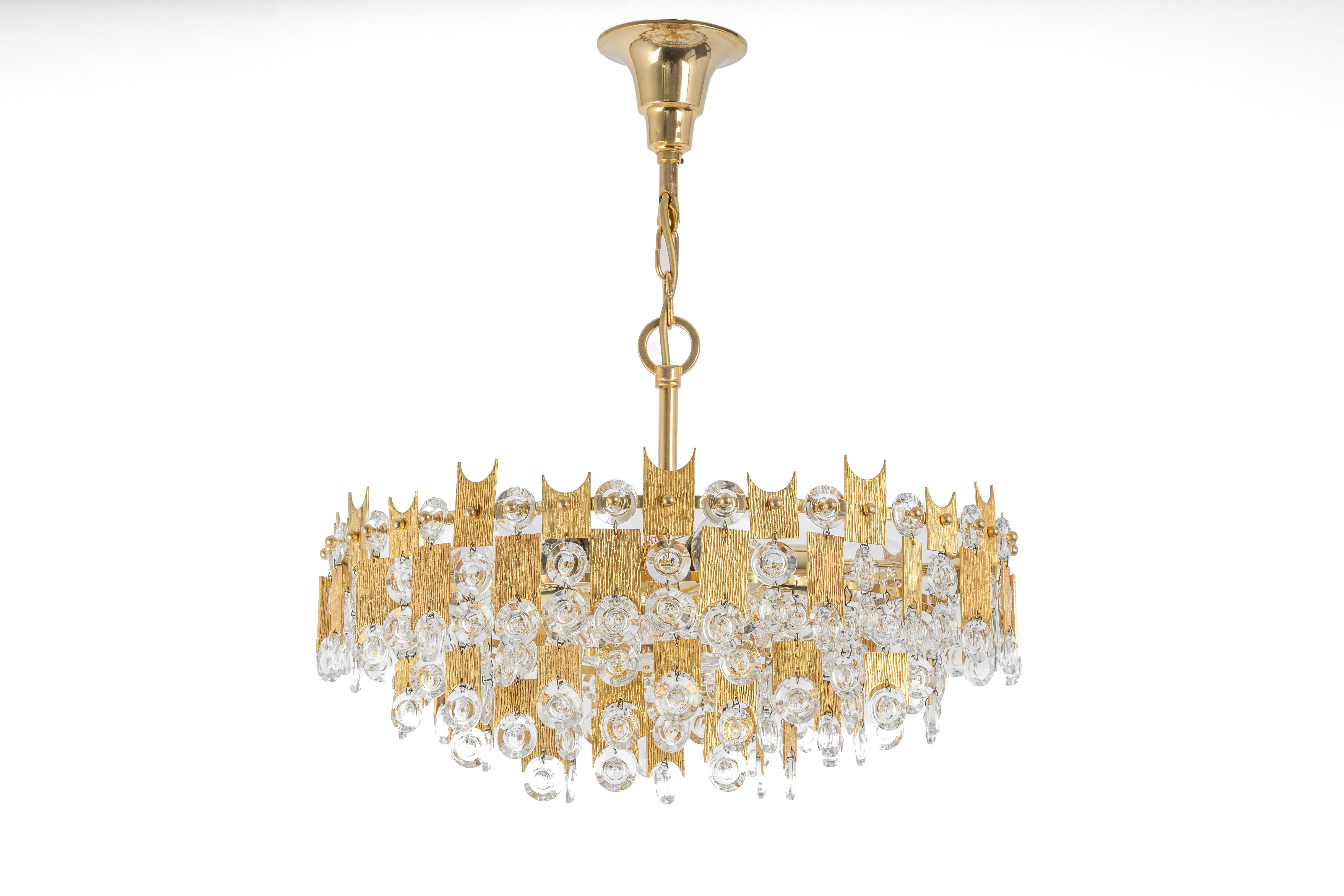 Mid-Century Modern Impressive Large Gilt Brass and Crystal Glass Chandelier by Palwa Germany, 1960s For Sale