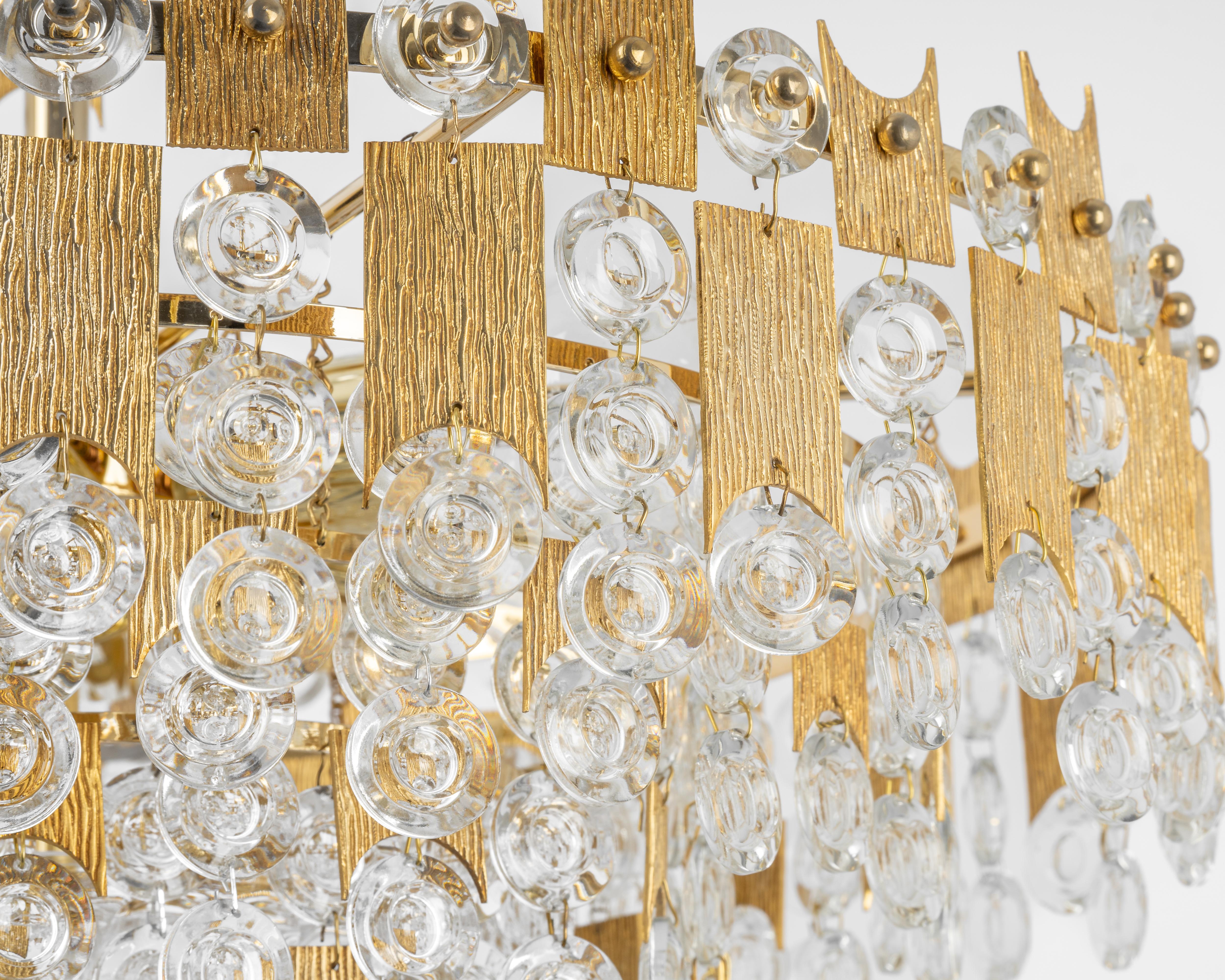 Mid-20th Century Impressive Large Gilt Brass and Crystal Glass Chandelier by Palwa Germany, 1960s For Sale