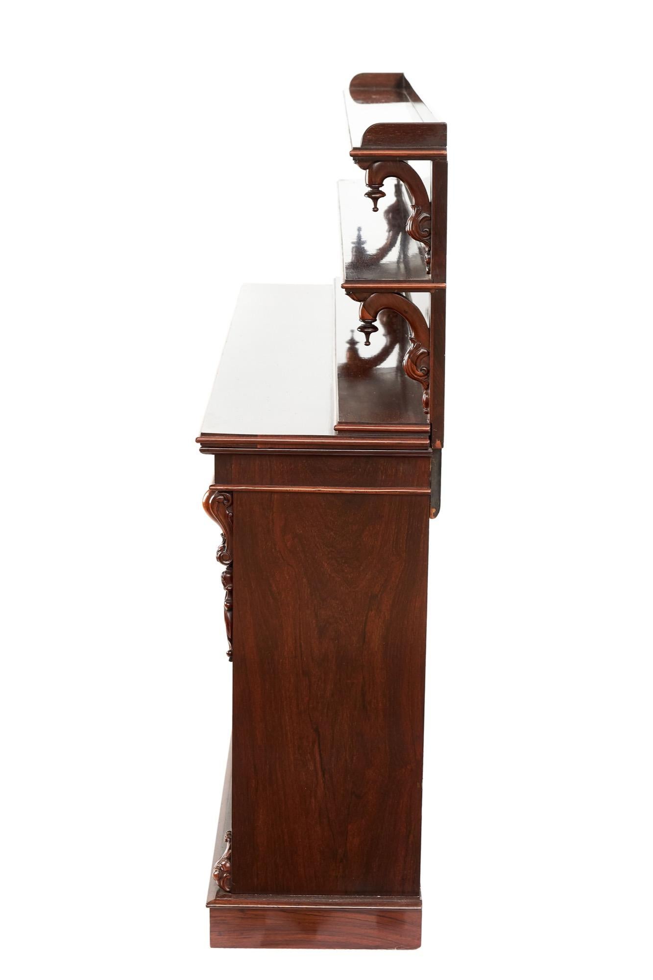 Impressive Late Regency Goncalo Alves 3 door side cabinet For Sale 2