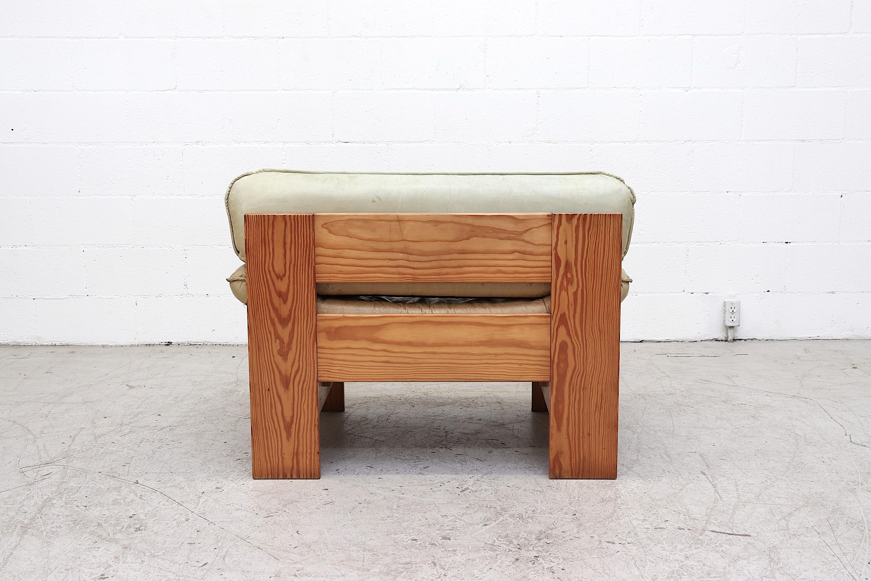 Dutch Impressive Leolux Pine and Leather Lounge Chair