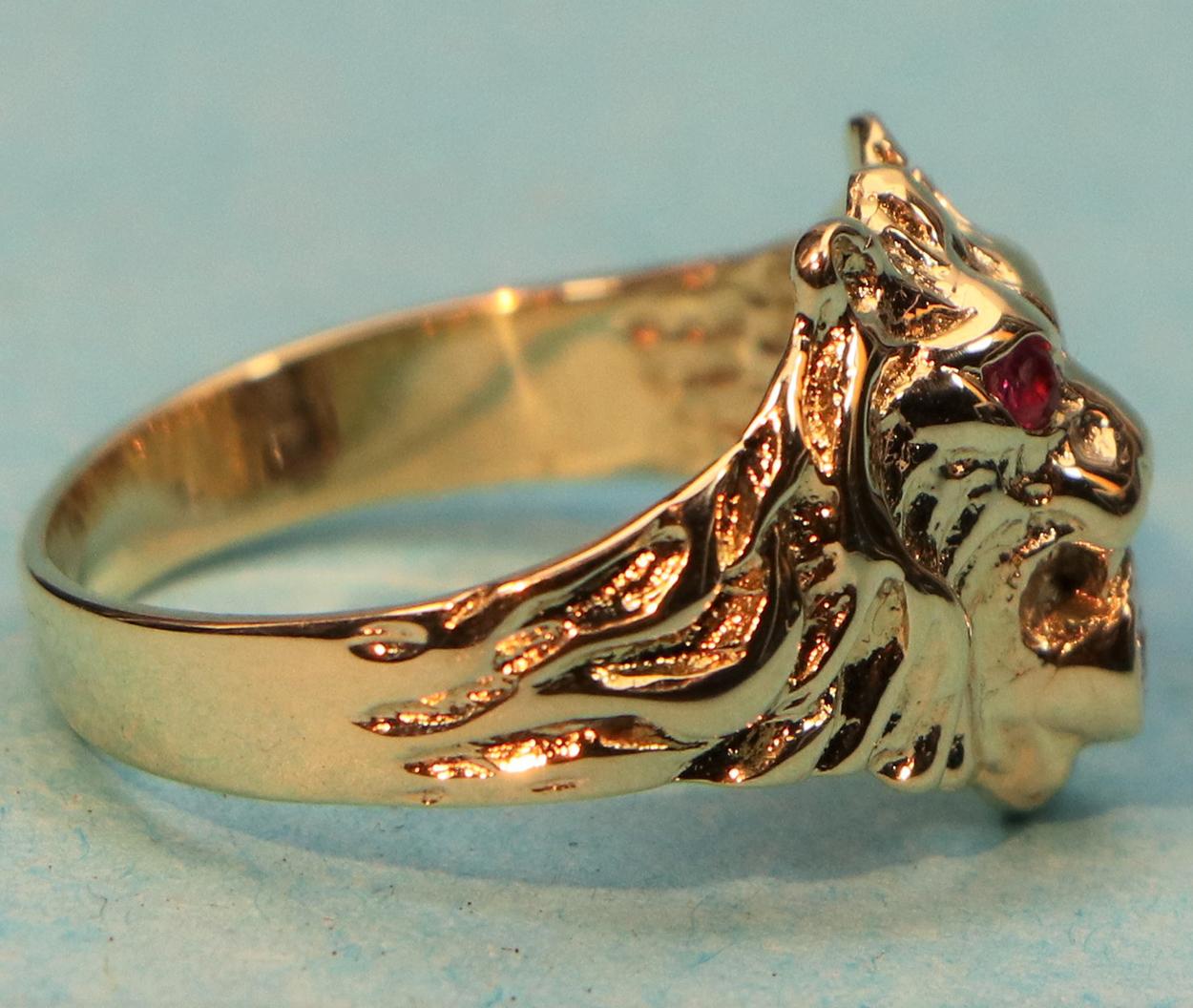 Beeindruckender Löwenkopf-Ring, Löwen-Ring, aus 585 Gold, Diamant und Rubinen für Damen oder Herren im Angebot