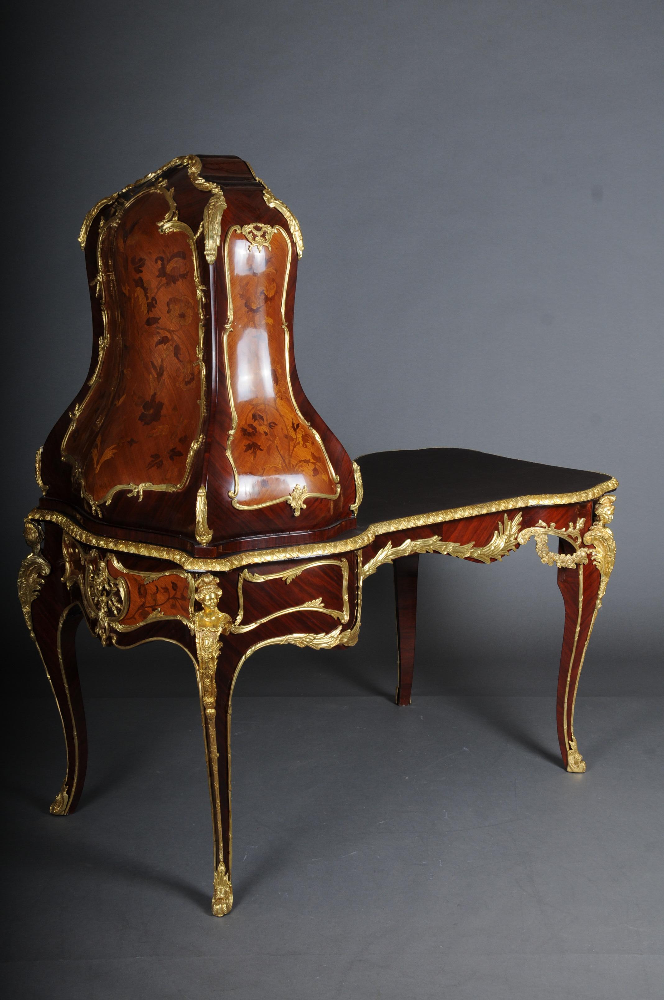 Doré Impressionnante table de bureau/deception Louis XV, d'après F. Linke, Paris en vente