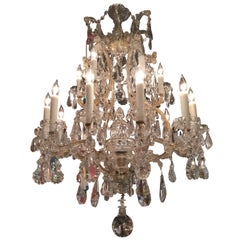 Antique Impressive Maria Teresa Style Chandelier with 19-Light with Large Center Urn