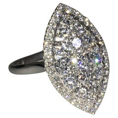 Vintage Impressive Marquise Shaped 1.85ct approx. Diamond Cluster Ring in 18K White Gold