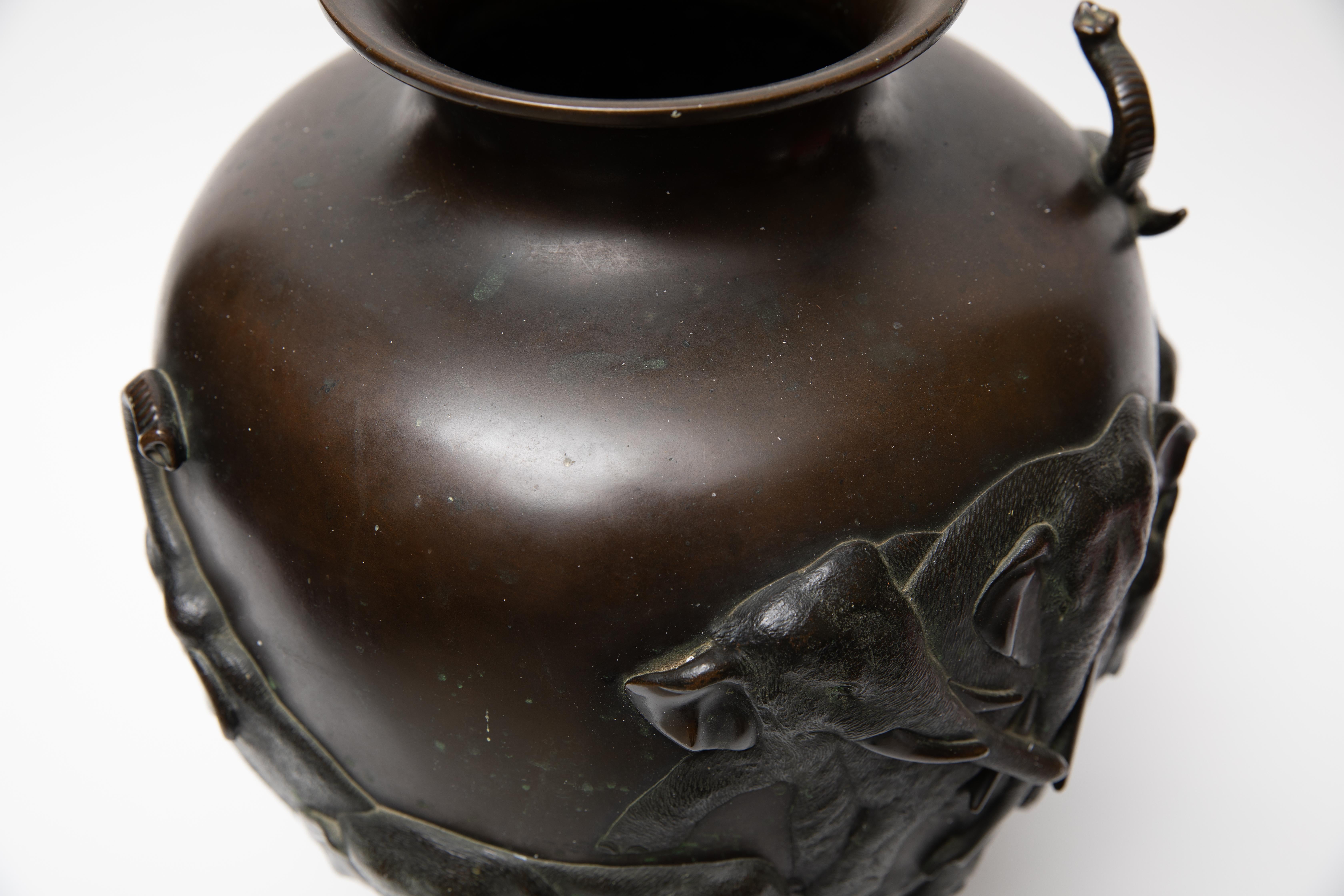 Impressive Meiji Japanese Bronze Baluster Jar 5