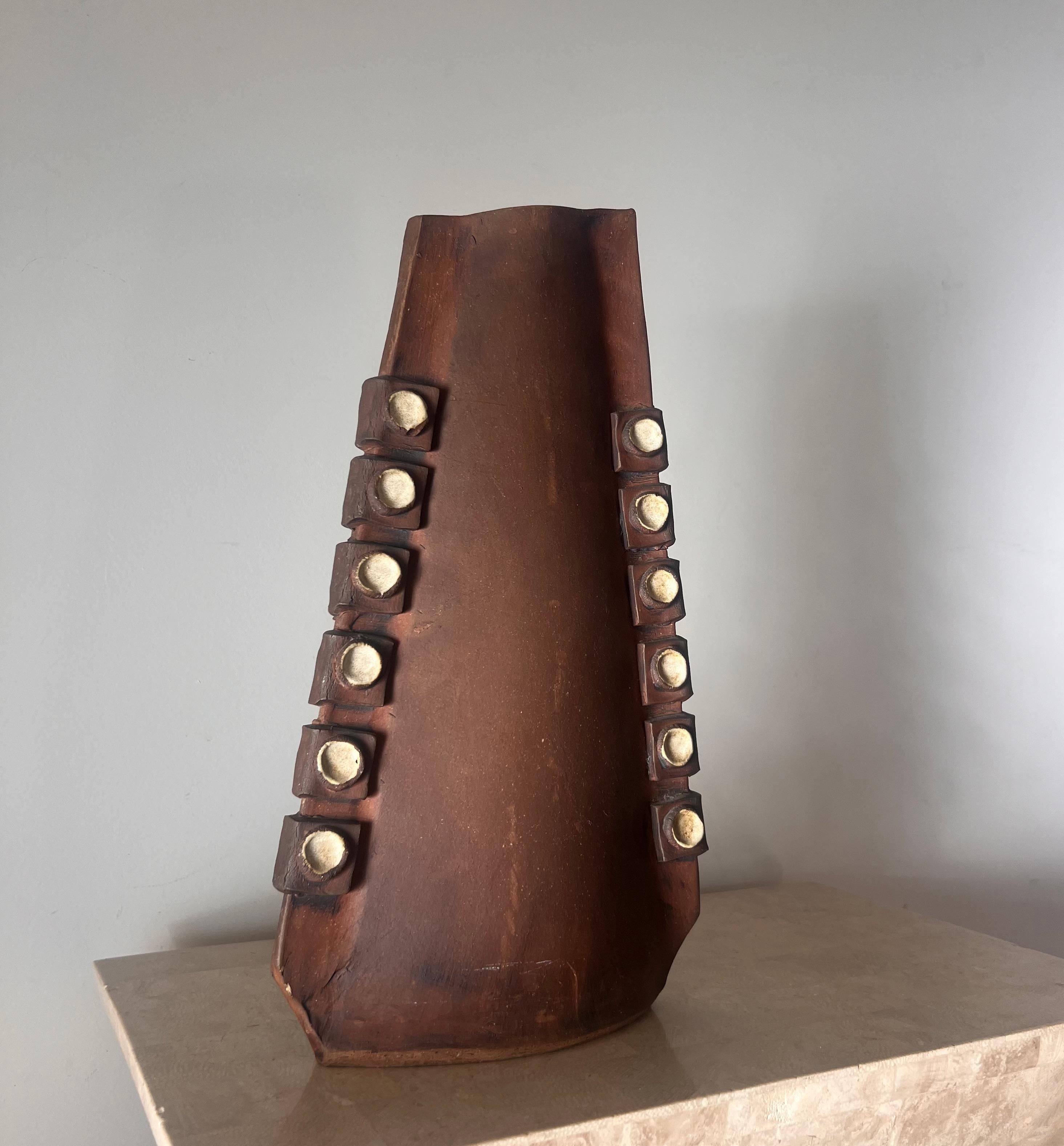 Impressive mid century ceramic and clay vessel, 1967 7