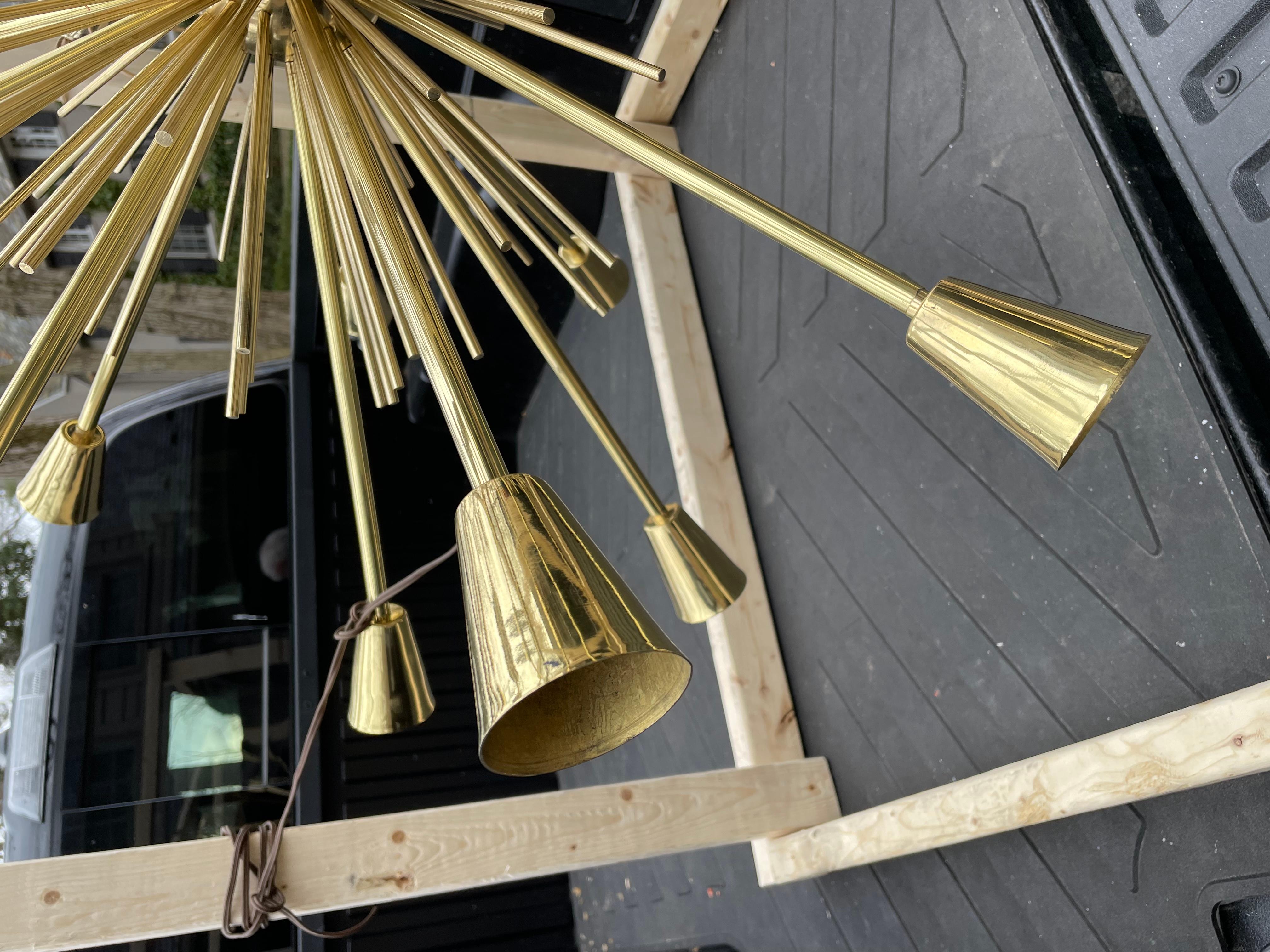 Impressive Mid-Century Modern Brass Sputnik Chandelier with 25 Sockets 4