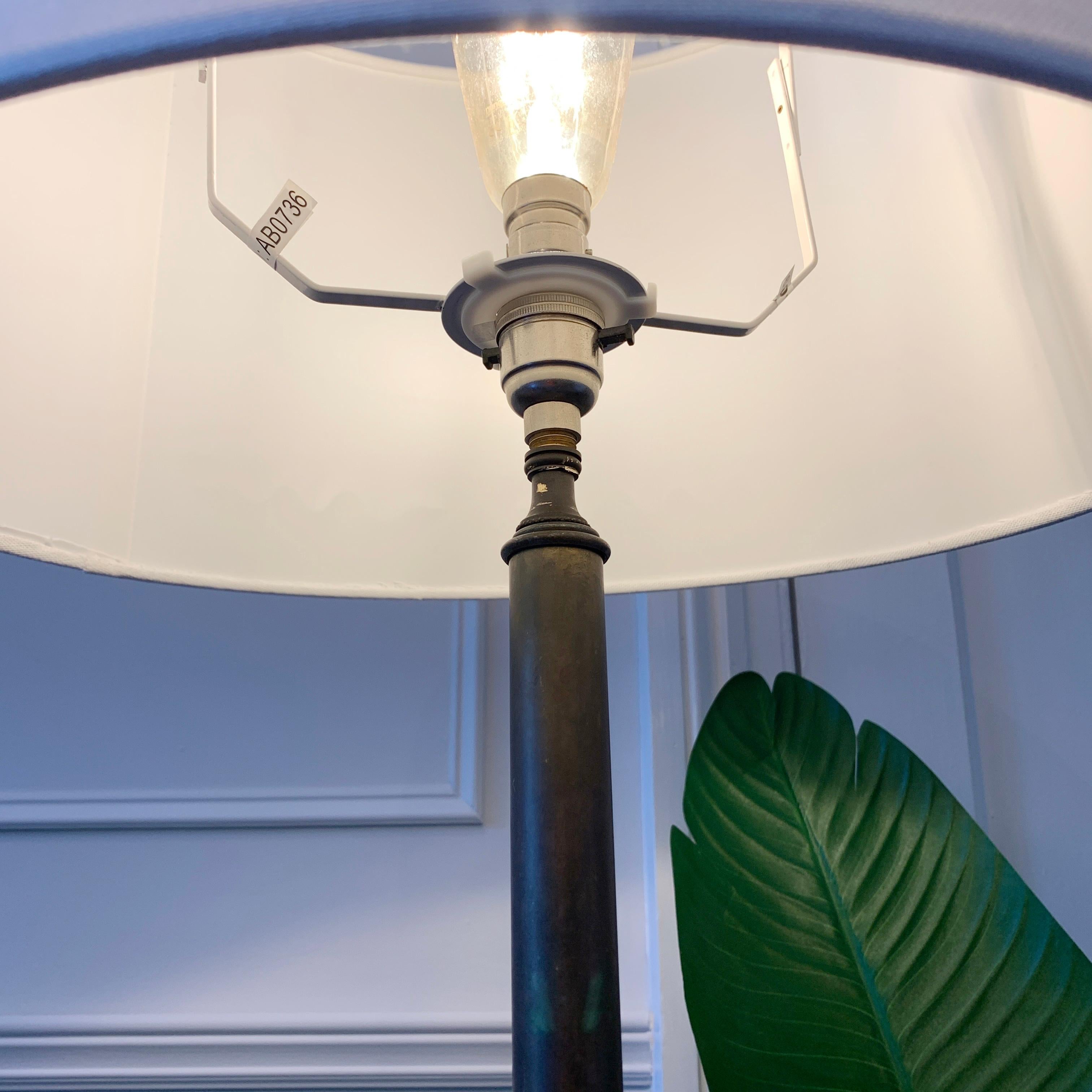 Impressive Mid Century Pineapple Table Lamp 2