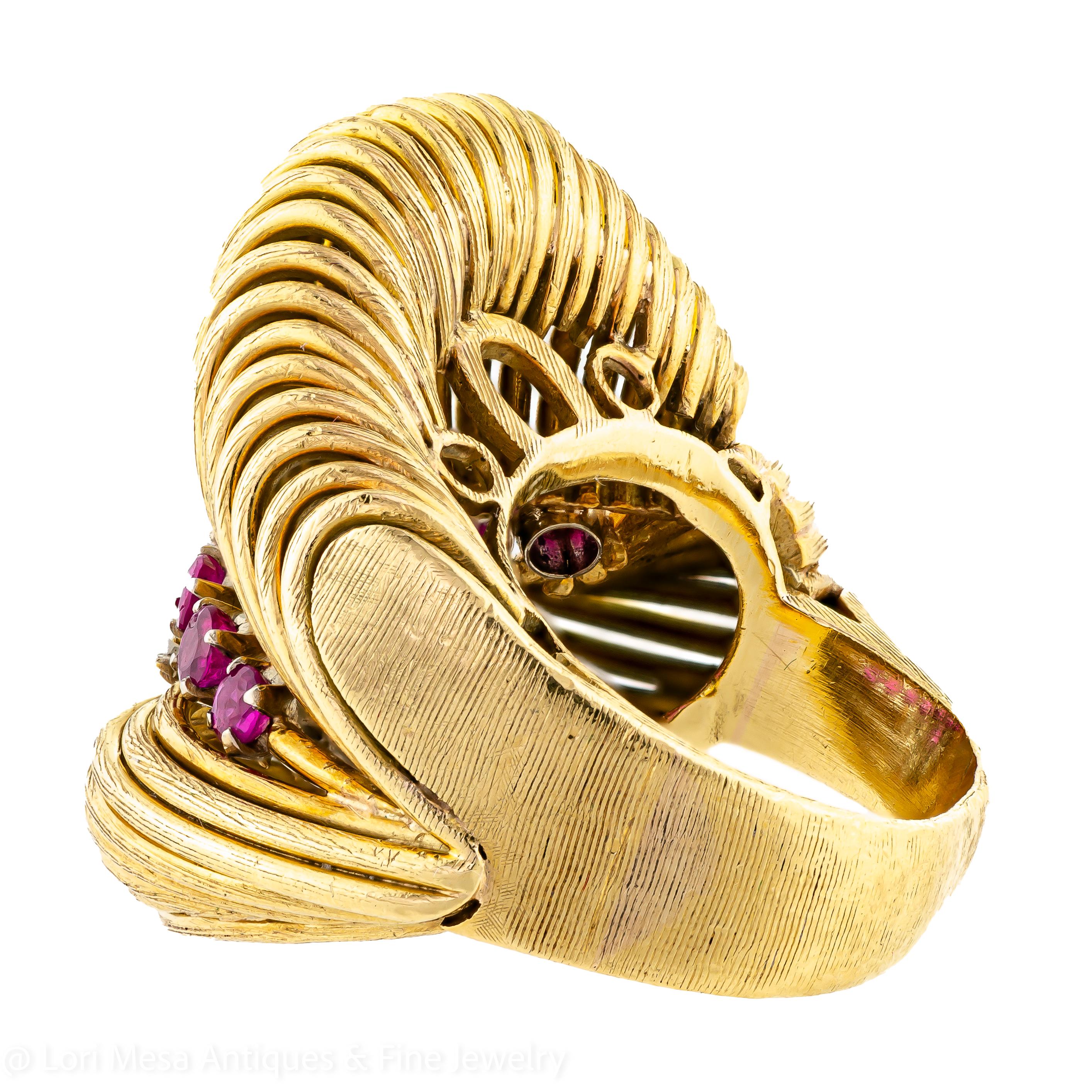 Retro Impressive Mid-Century Ruby Diamond and Yellow Gold Ring For Sale