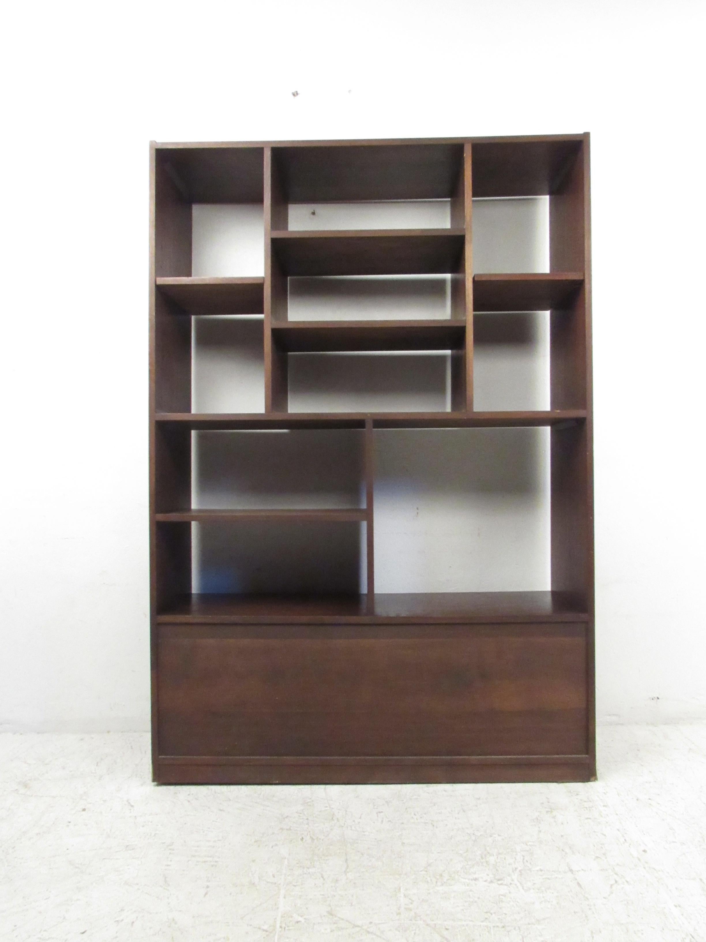 Impressive Midcentury Walnut Bookcase or Room Divider In Good Condition In Brooklyn, NY