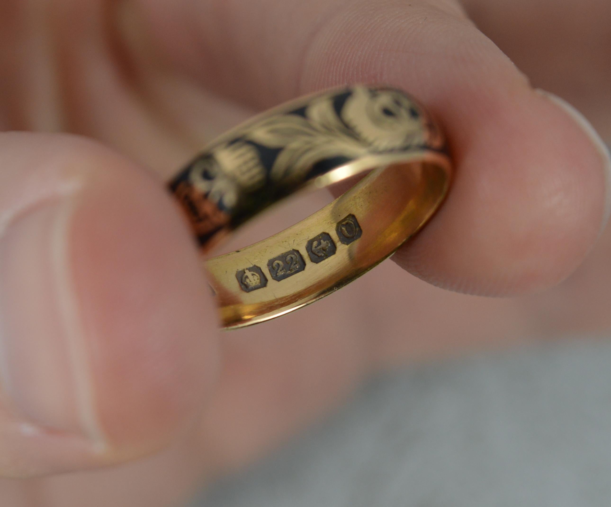 Impressive Momento Mori 22 Carat Gold and Enamel Skull Ring In Excellent Condition In St Helens, GB