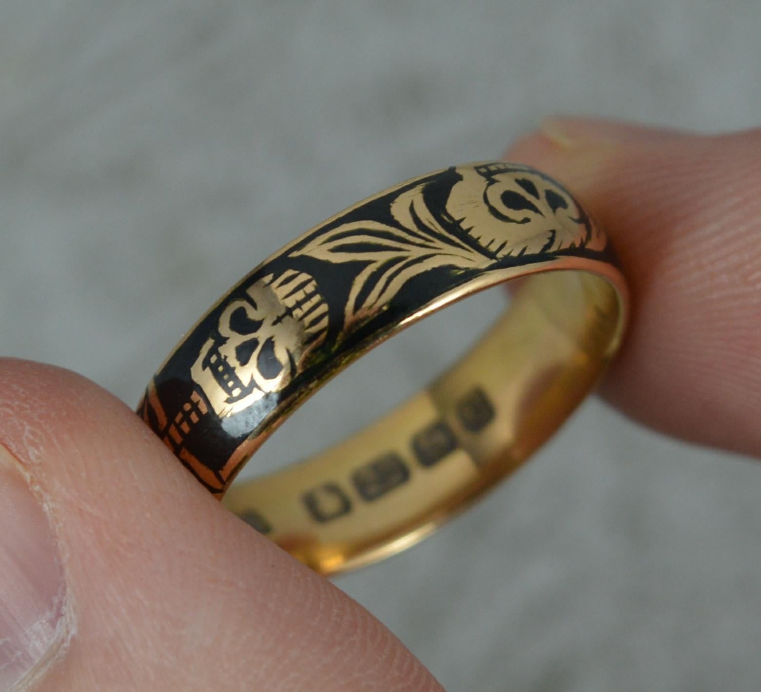 Impressive Momento Mori 22 Carat Gold and Enamel Skull Ring 3