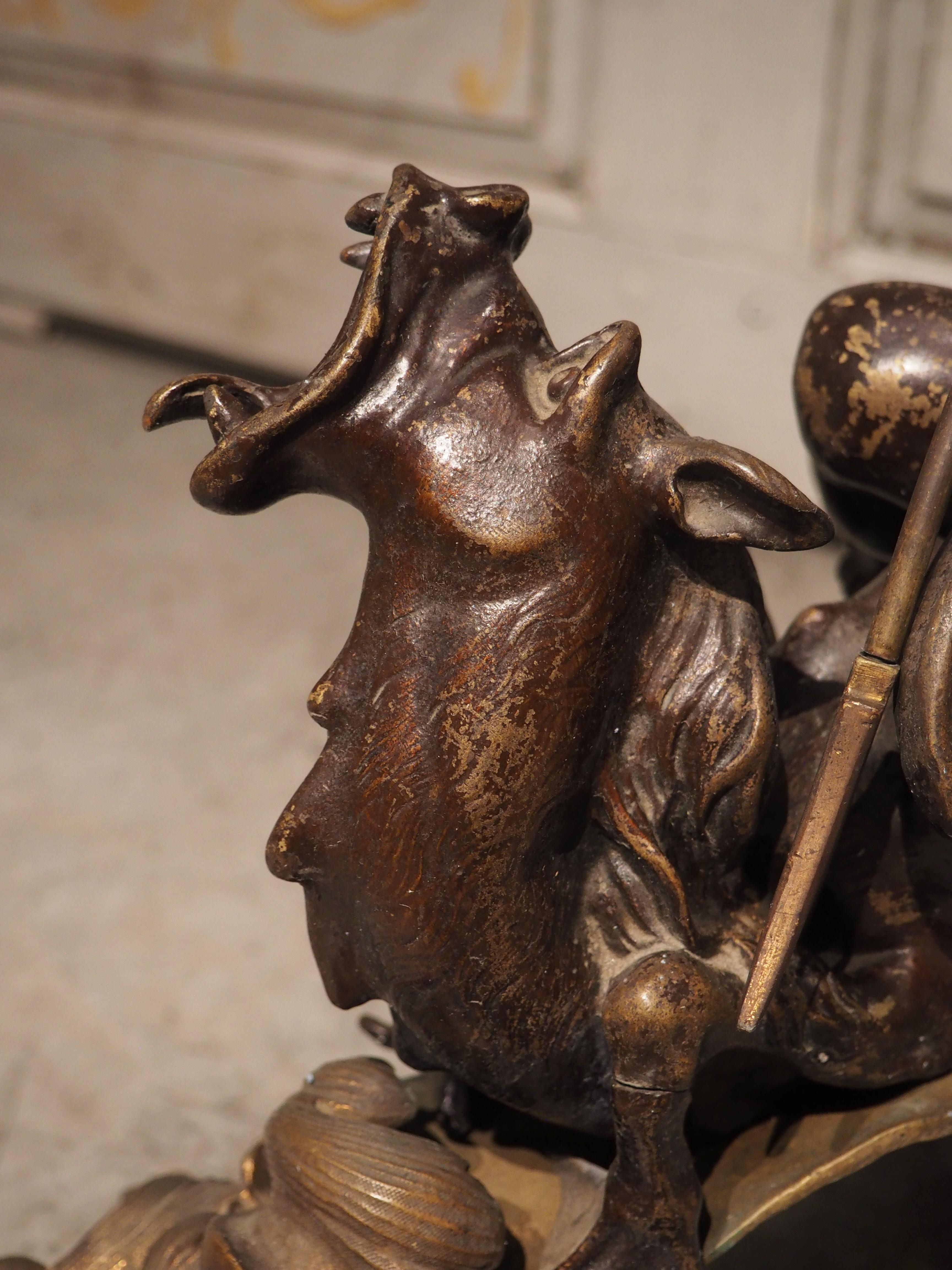 Impressionnante paire de Chenets en bronze français vers 1850 avec Putti et Dragons en vente 10