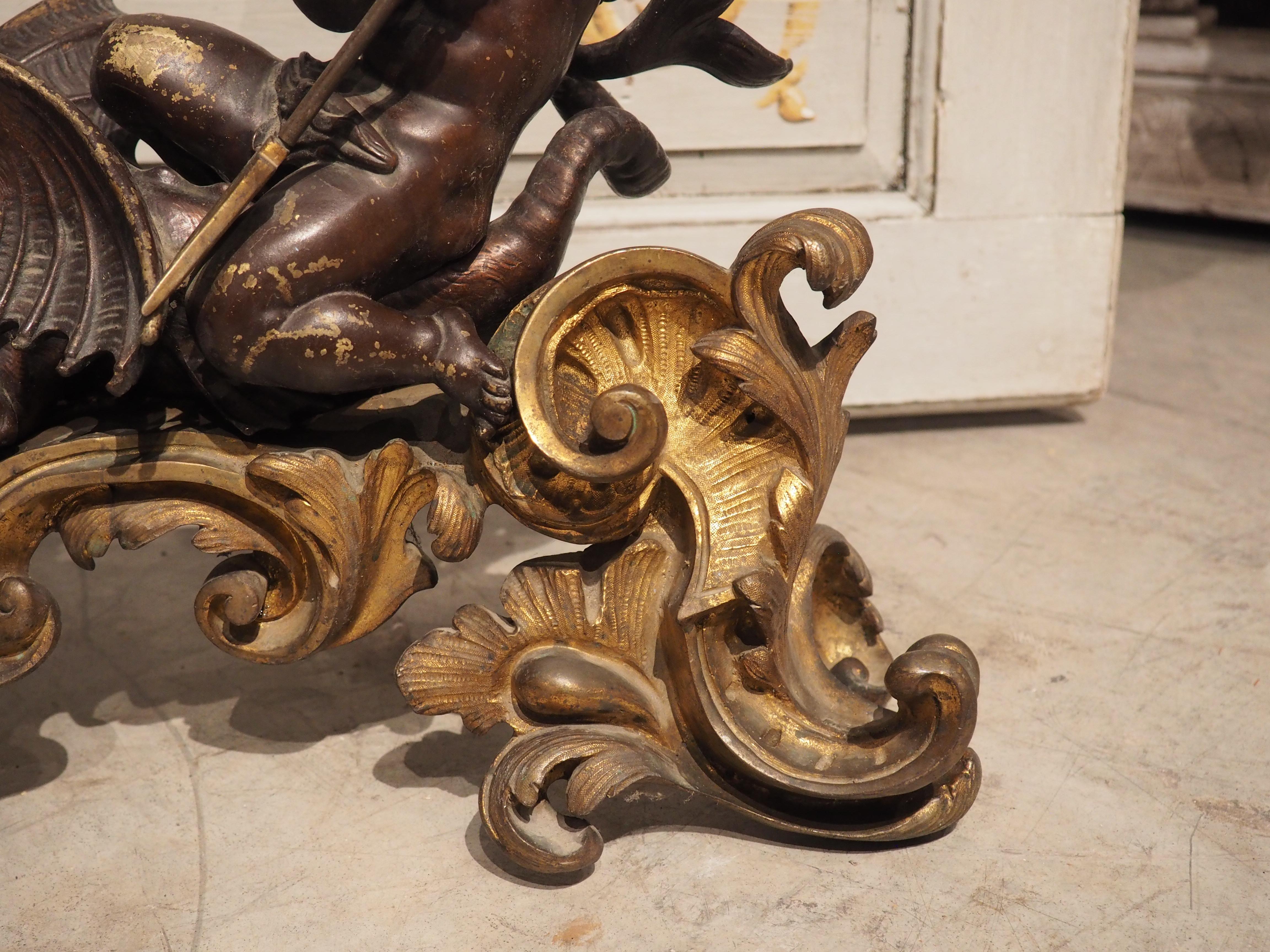 Impressionnante paire de Chenets en bronze français vers 1850 avec Putti et Dragons Bon état - En vente à Dallas, TX