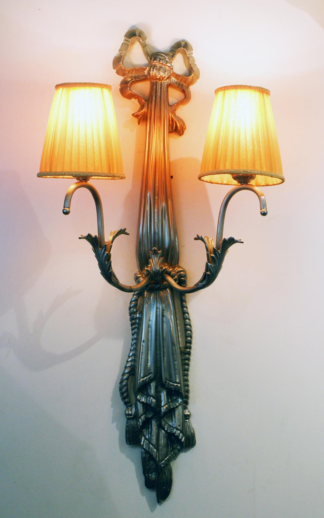 Silvered Impressive Pair of French Art Deco Wall Lights For Sale