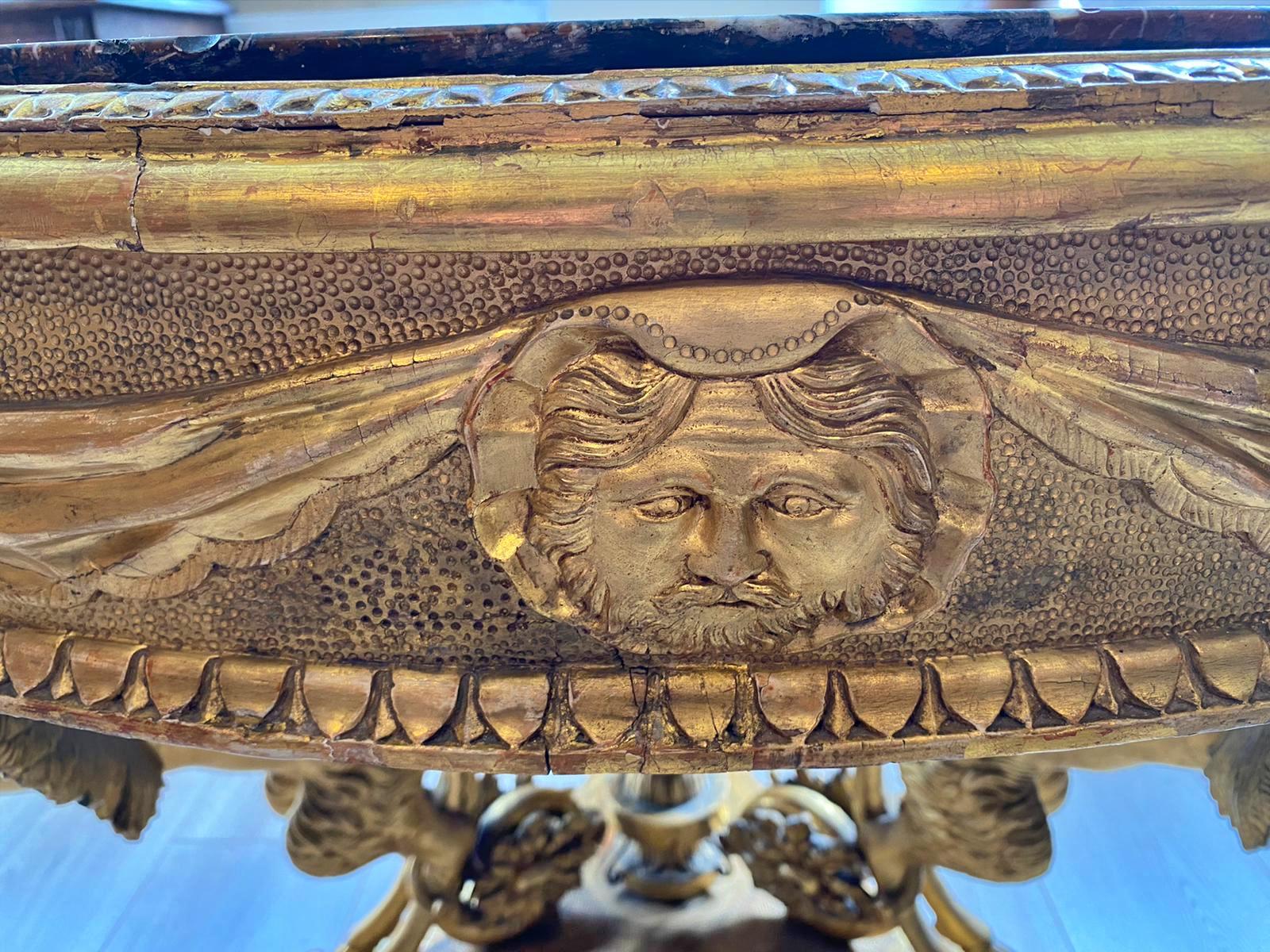 Marbre Impressionnante paire de tables Premier Empire Napoléon III Début du 19ème siècle en vente