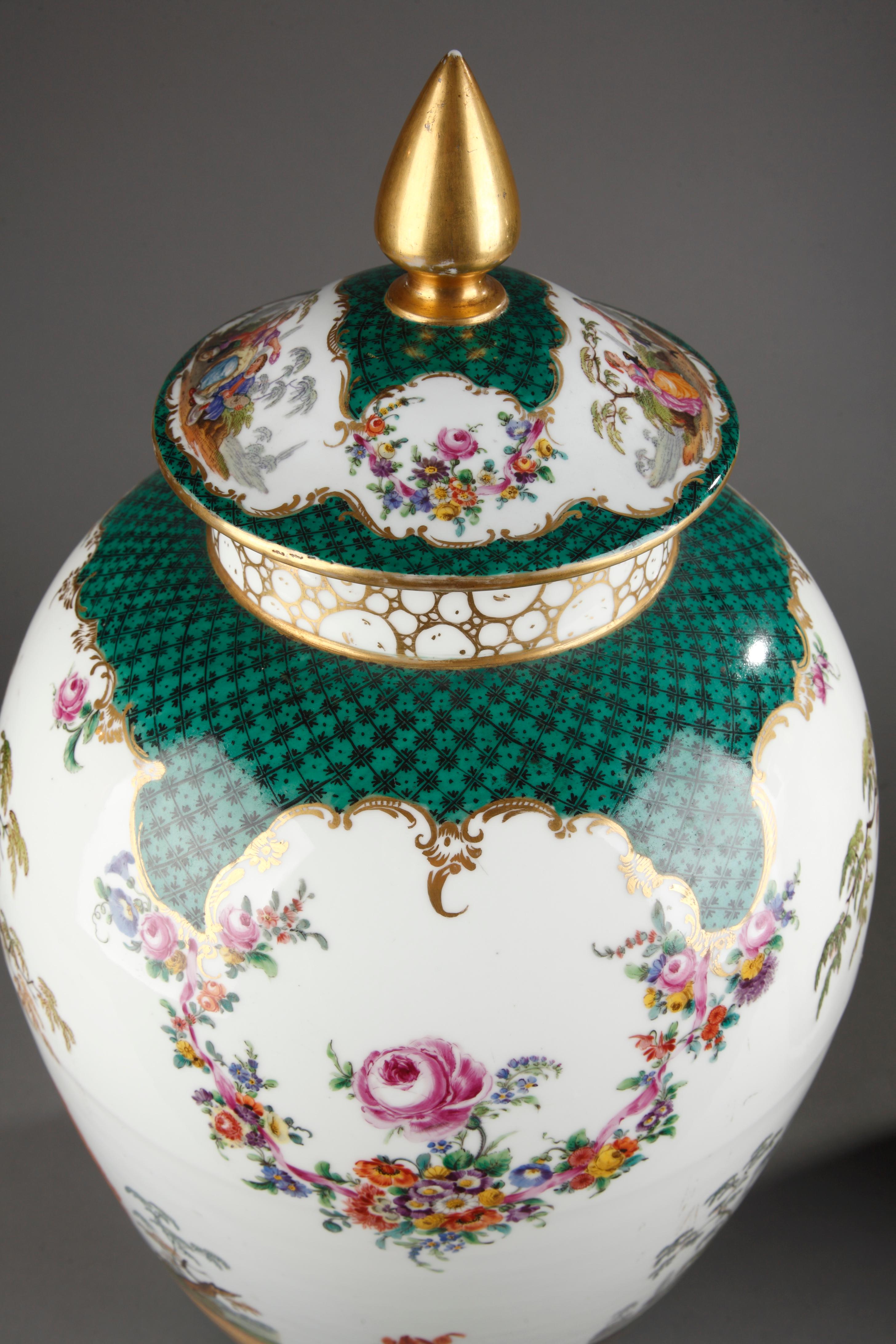 Impressive Pair of Vases with Covers Attributed to Samson & Cie, France, c. 1890 For Sale 2