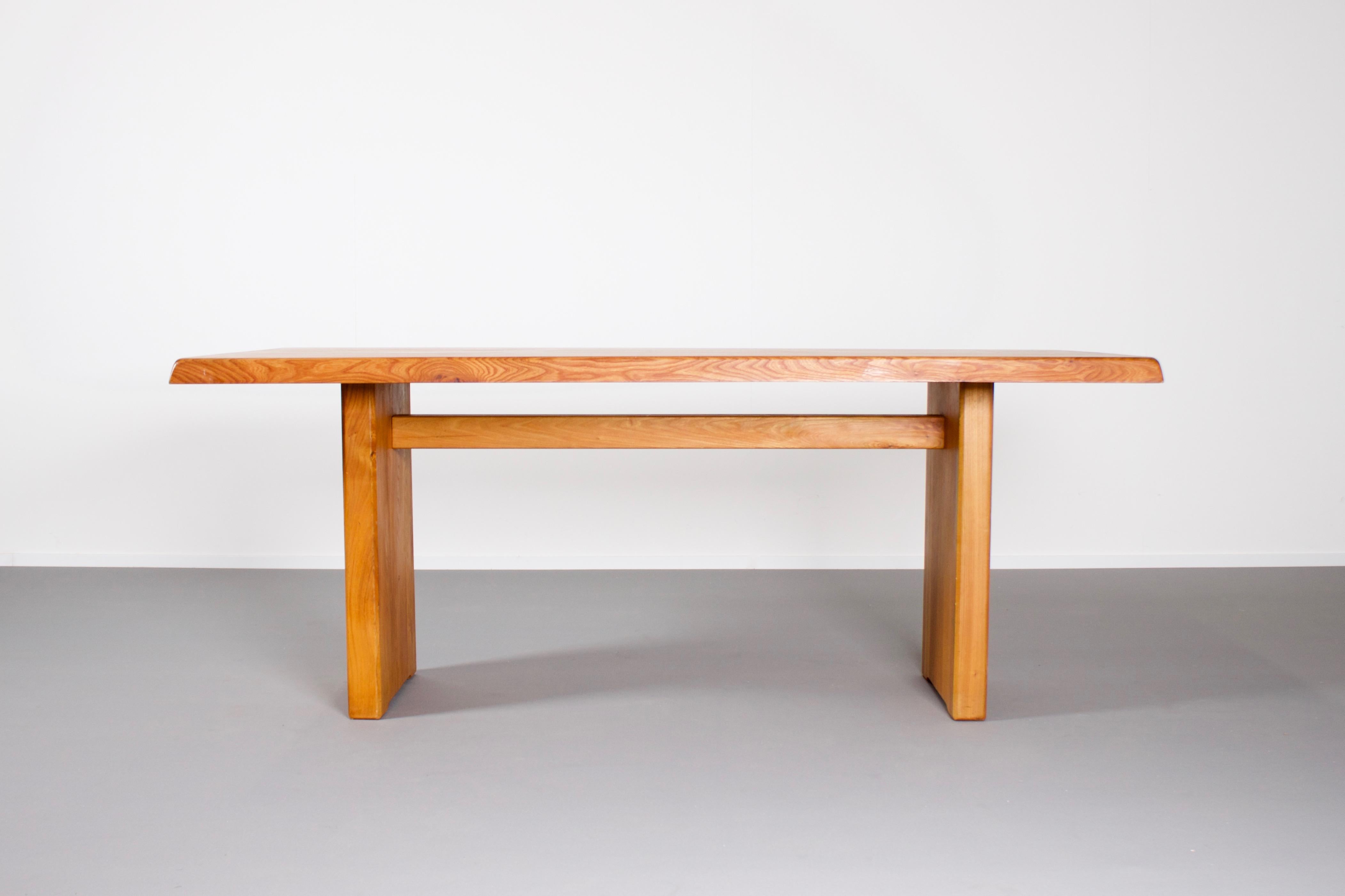 Impressive Pierre Chapo T14c Dining Table in Solid Elmwood, France, 1960s In Excellent Condition In Echt, NL