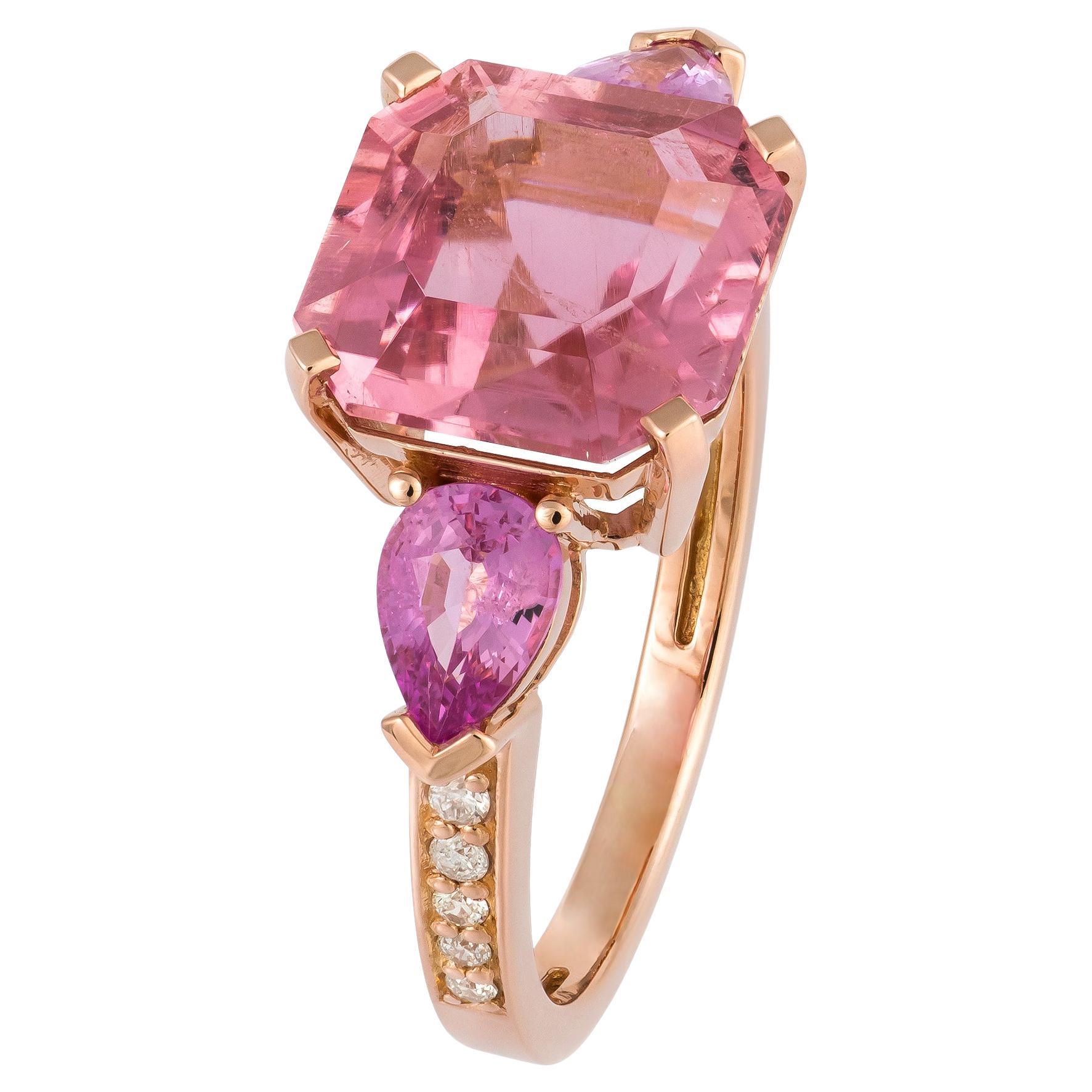 For Sale:  Impressive Pink Sapphire Pink 18K Gold White Diamond Ring for Her