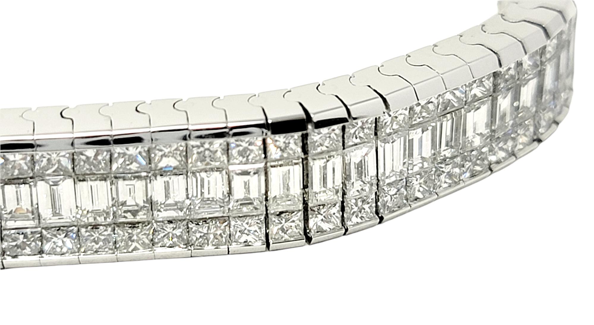 Impressionante bracciale in platino a più file di diamanti Princess e Baguette 26,50 In condizioni buone in vendita a Scottsdale, AZ