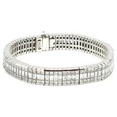 Impressionnant bracelet ligne princesse et baguette à plusieurs rangées de diamants en platine 26,50