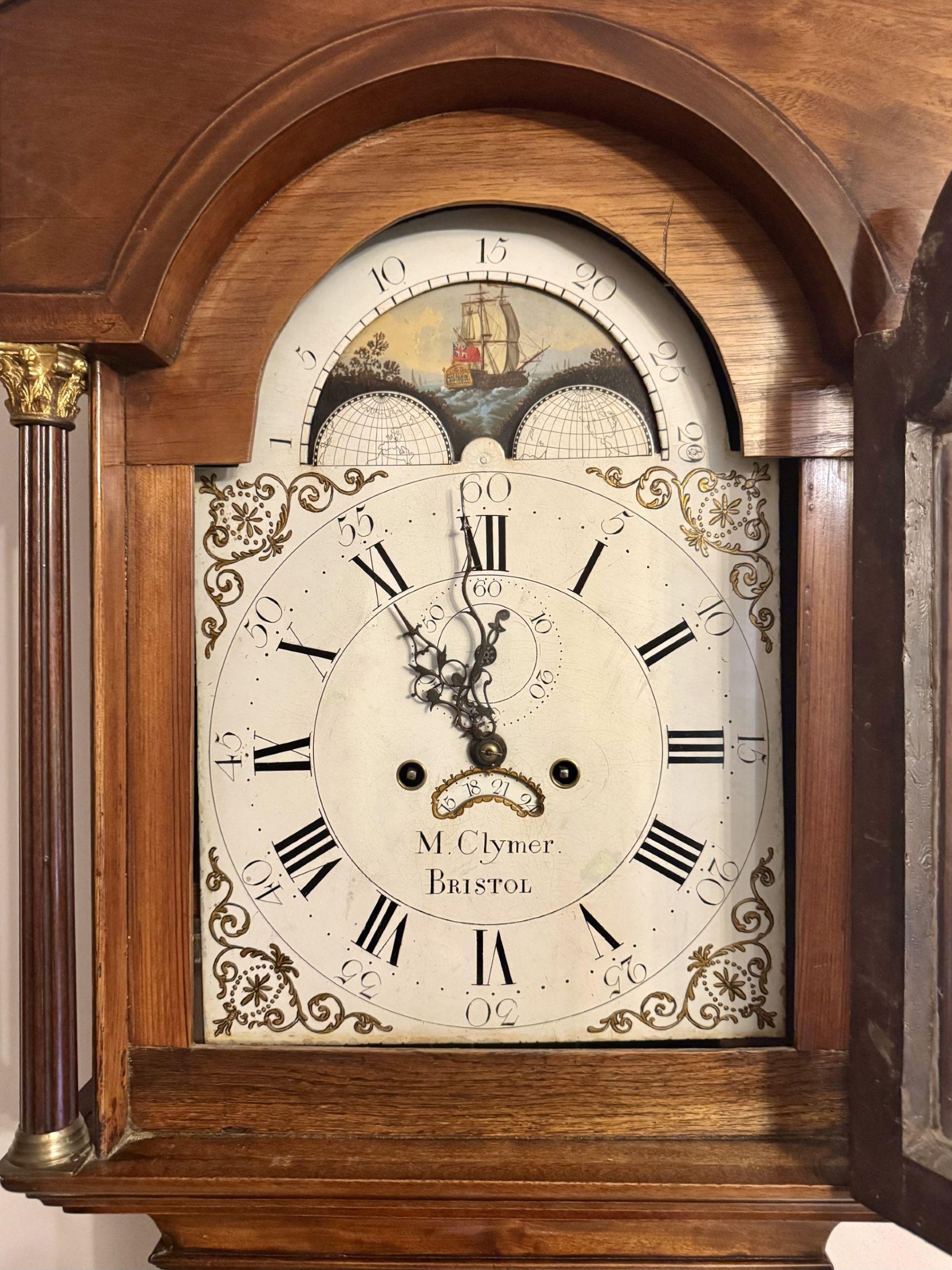 Impressionnante pendule ancienne de George III en acajou, à huit jours, de type longcase en vente 4