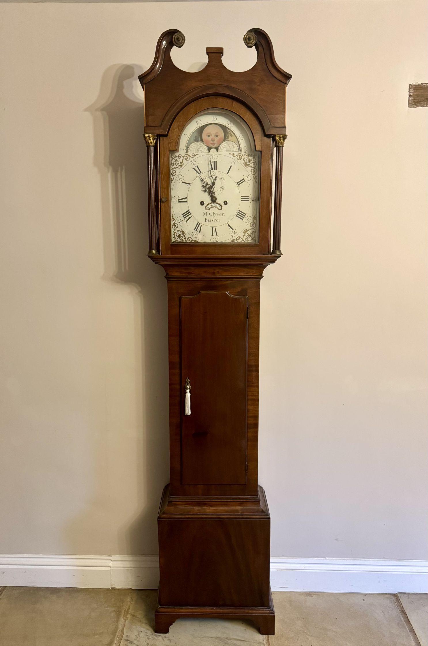 XIXe siècle Impressionnante pendule ancienne de George III en acajou, à huit jours, de type longcase en vente