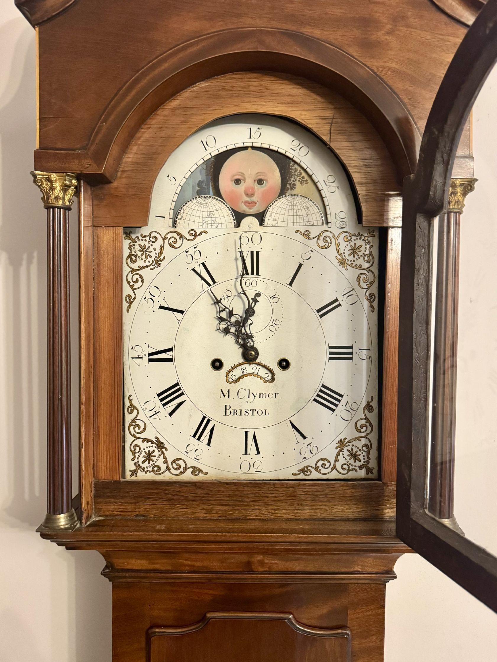 Impressionnante pendule ancienne de George III en acajou, à huit jours, de type longcase en vente 3
