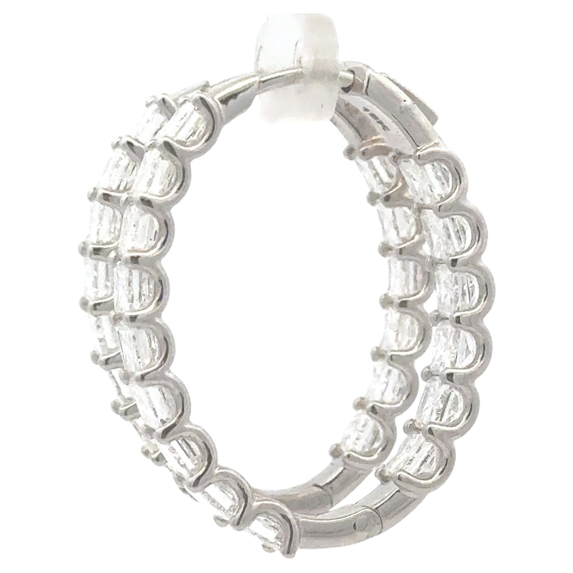 Impresionantes Pendientes de aro de diamantes talla radiante Inside Out 15,28 quilates E-F VS 18KT Contemporáneo en venta