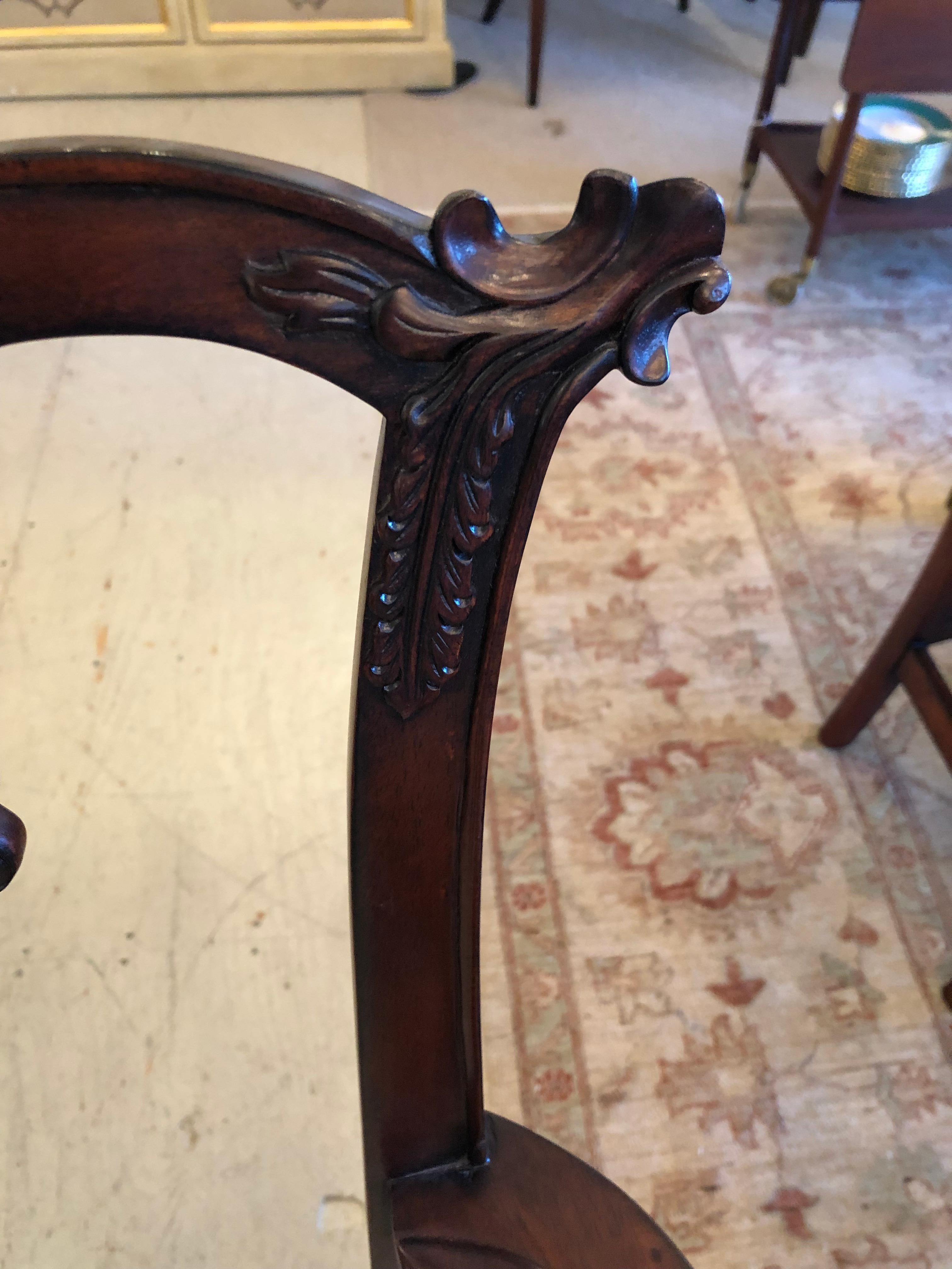 Impressive Regal Set of 6 Chippendale Style Dining Chairs For Sale 4