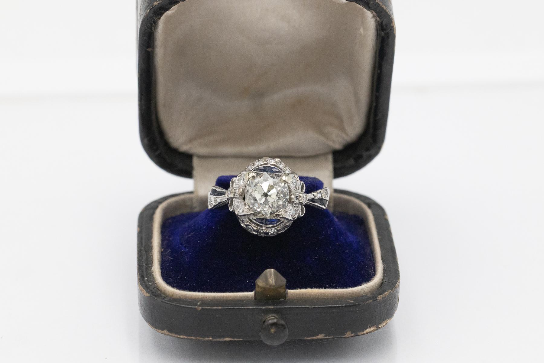 Impresionante anillo con diamantes talla antigua de 1,94 ct y zafiros sintéticos. Corte europeo antiguo en venta