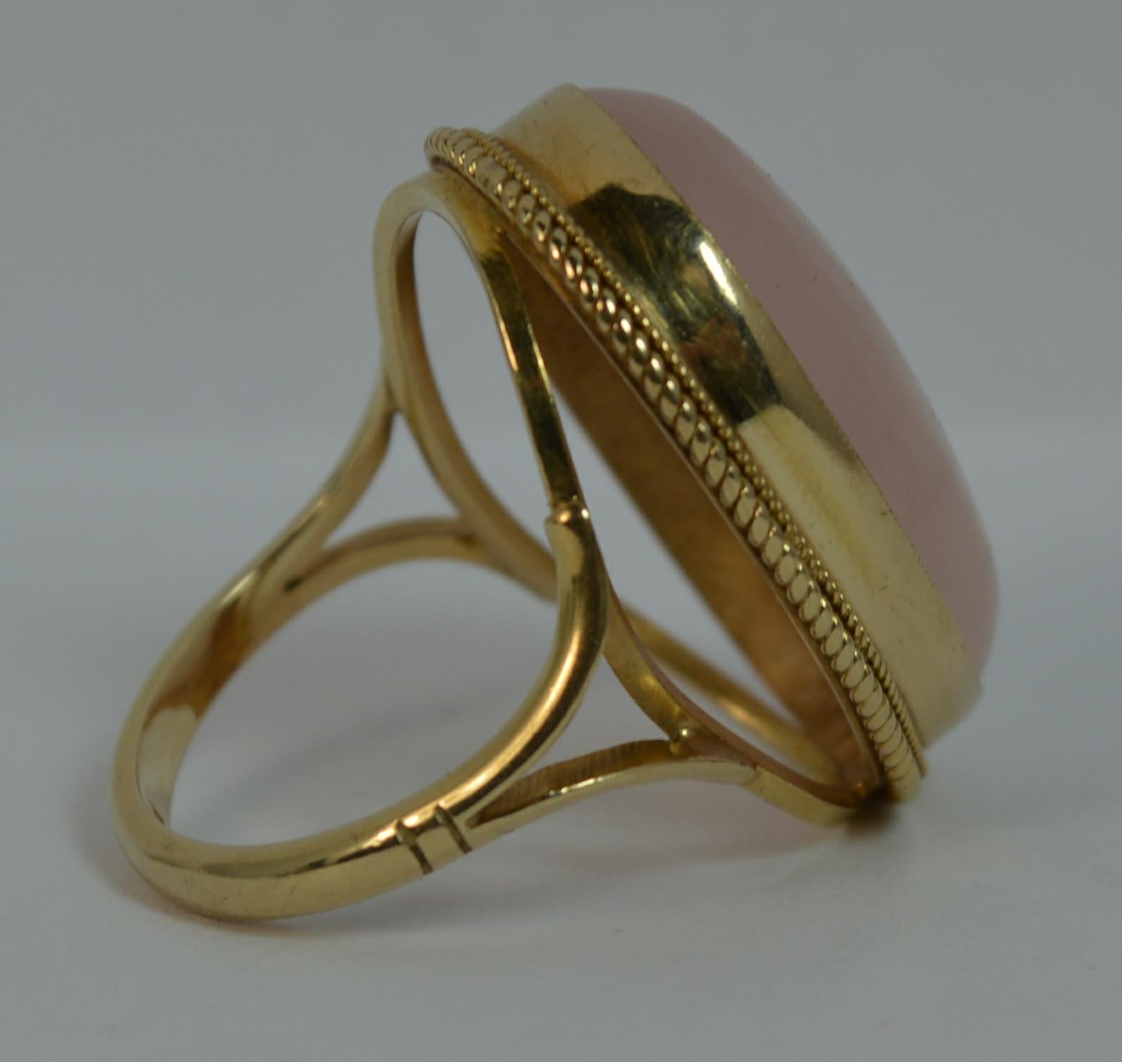Impressive Rose Quartz Solitaire 9 Carat Gold Statement Ring In Good Condition In St Helens, GB