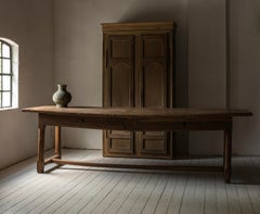 Impressive rustic 17th-18th Century Flemish Table in Oak