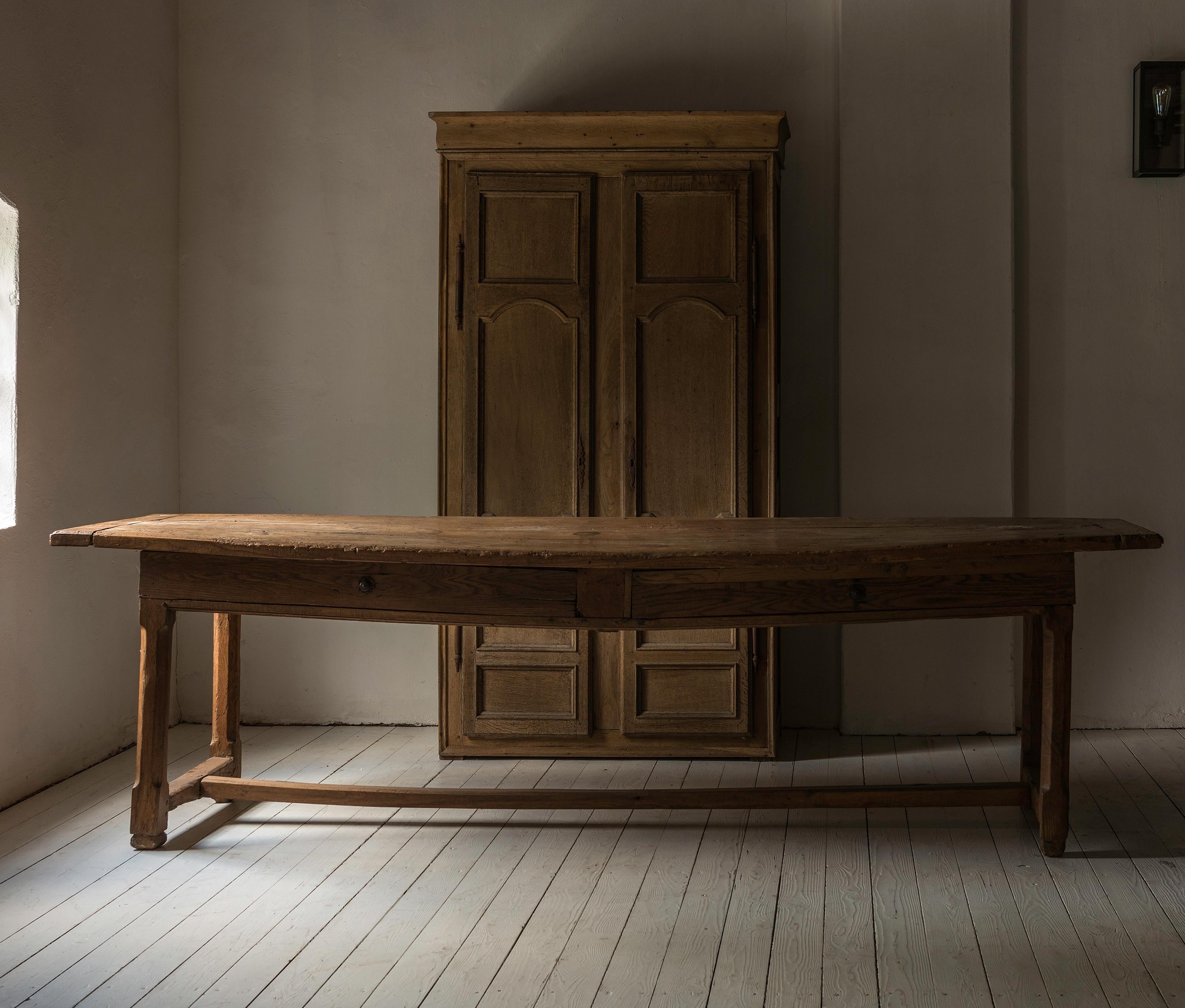 Impressive rustic 17th-18th Century Flemish Table in Oak For Sale at ...