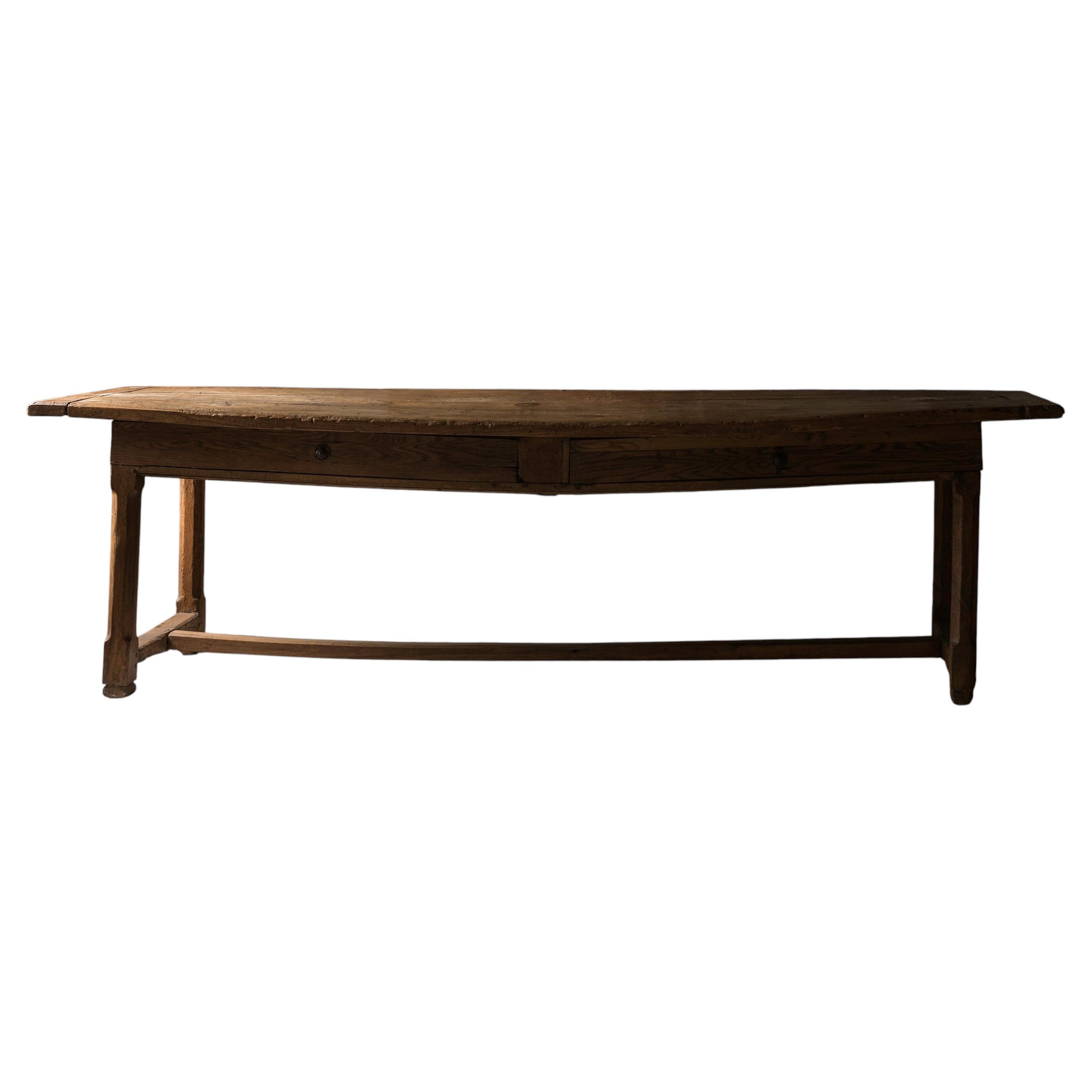 Impressive rustic 17th-18th Century Flemish Table in Oak For Sale