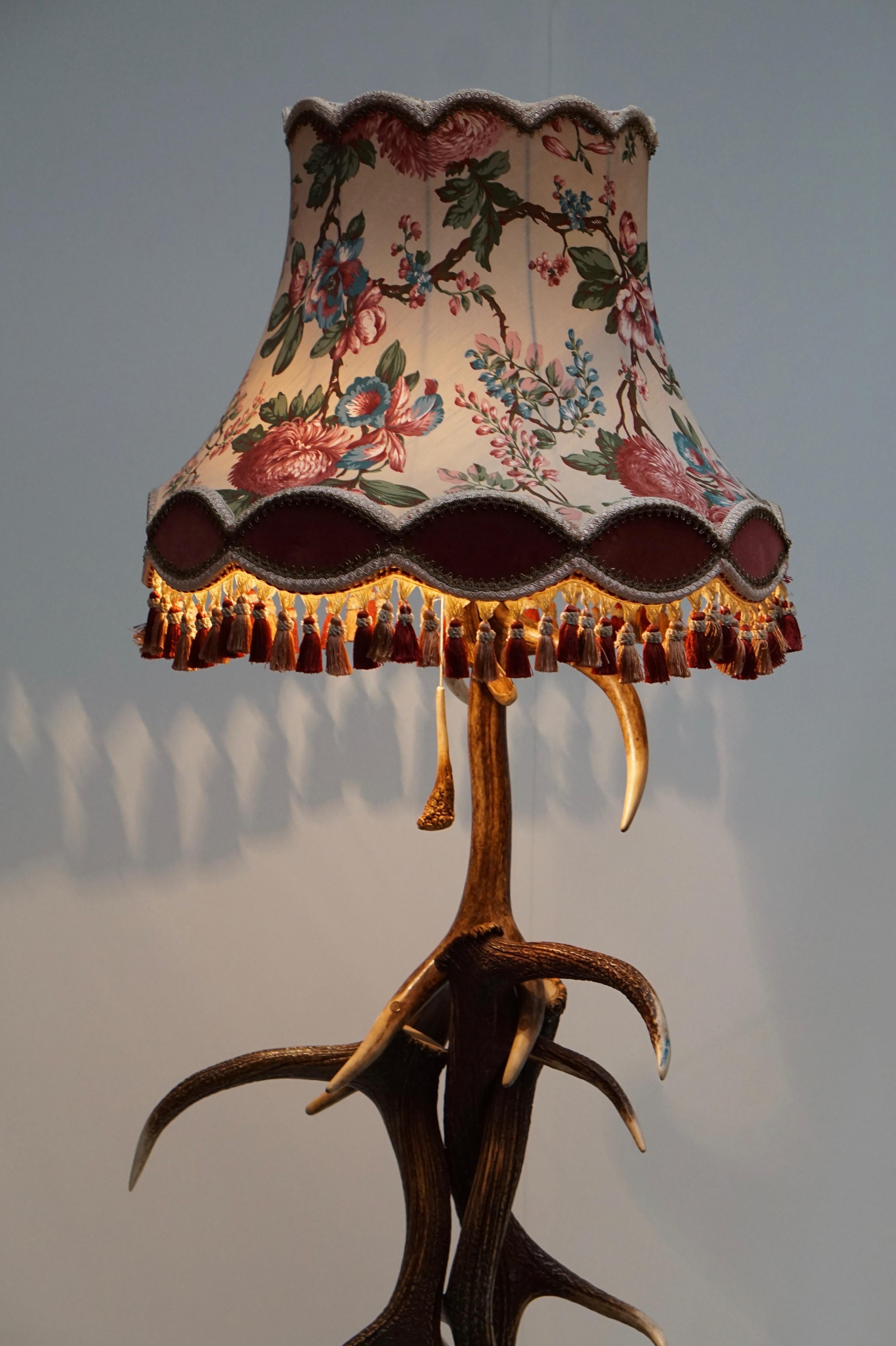 Impressive Rustic Deer Antler Floor Lamp, 1950s, Austria In Good Condition In Antwerp, BE