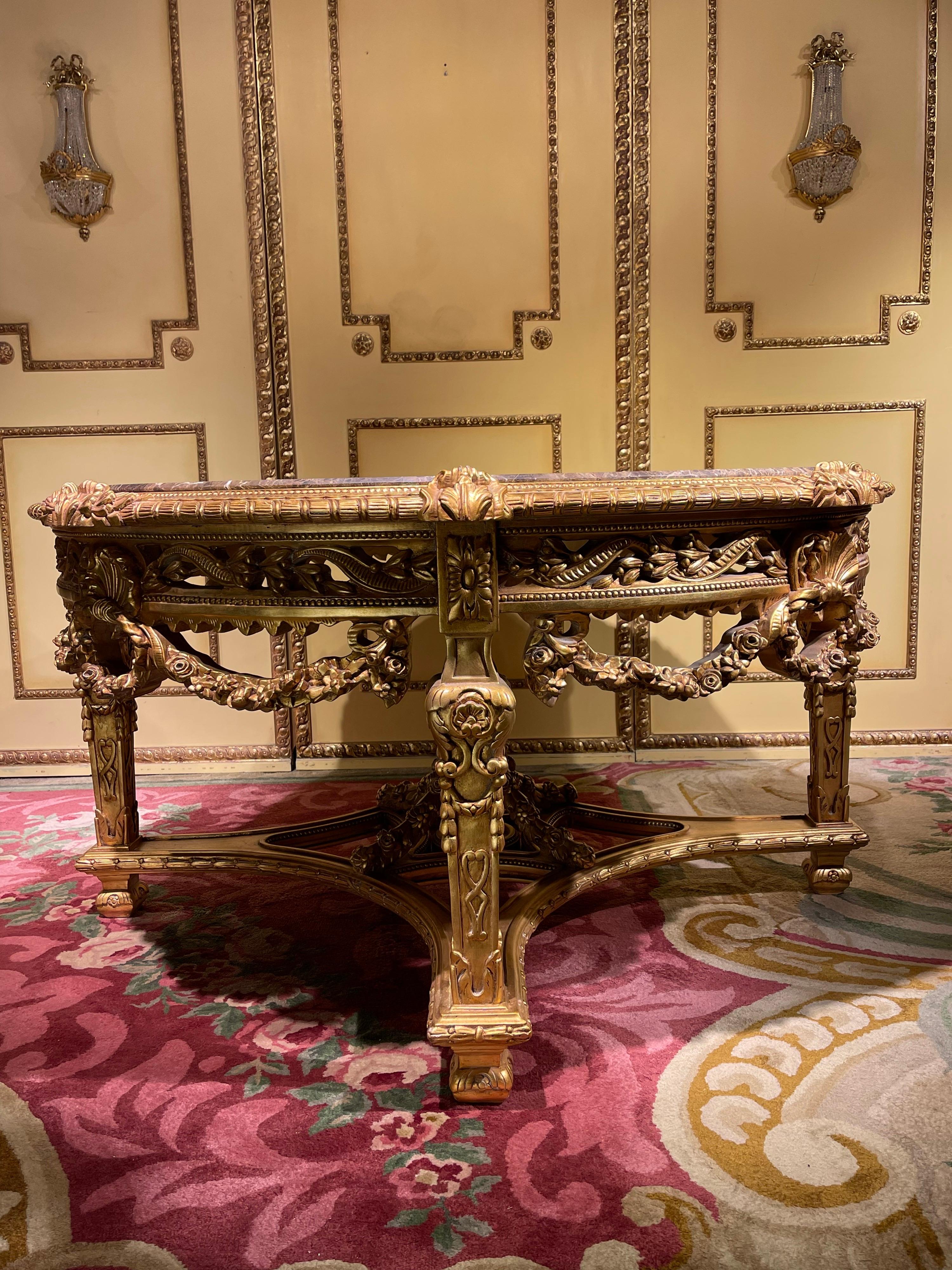 Impressive Solid Salon Center Table Louis XV, Beech, Gold For Sale 8