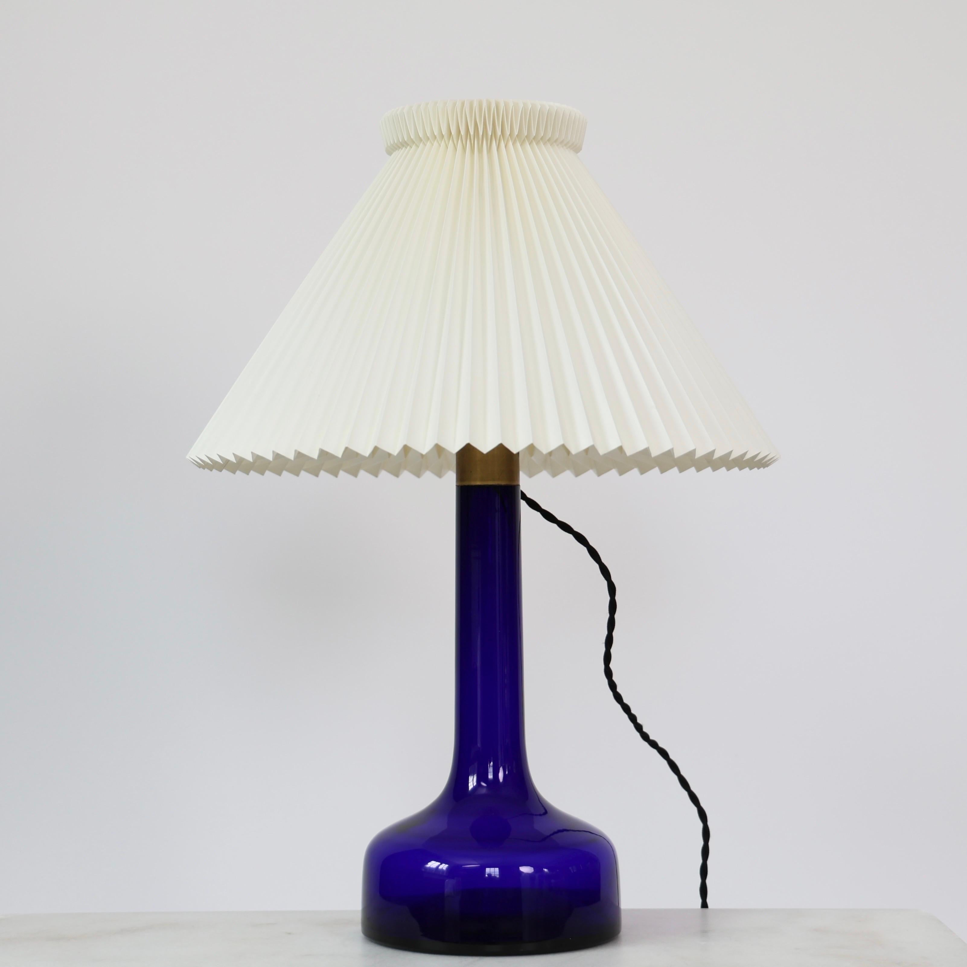 Impressive Table Lamp by Gunnar Biilman-Petersen for Le Klint, 1950s, Denmark In Good Condition For Sale In Værløse, DK