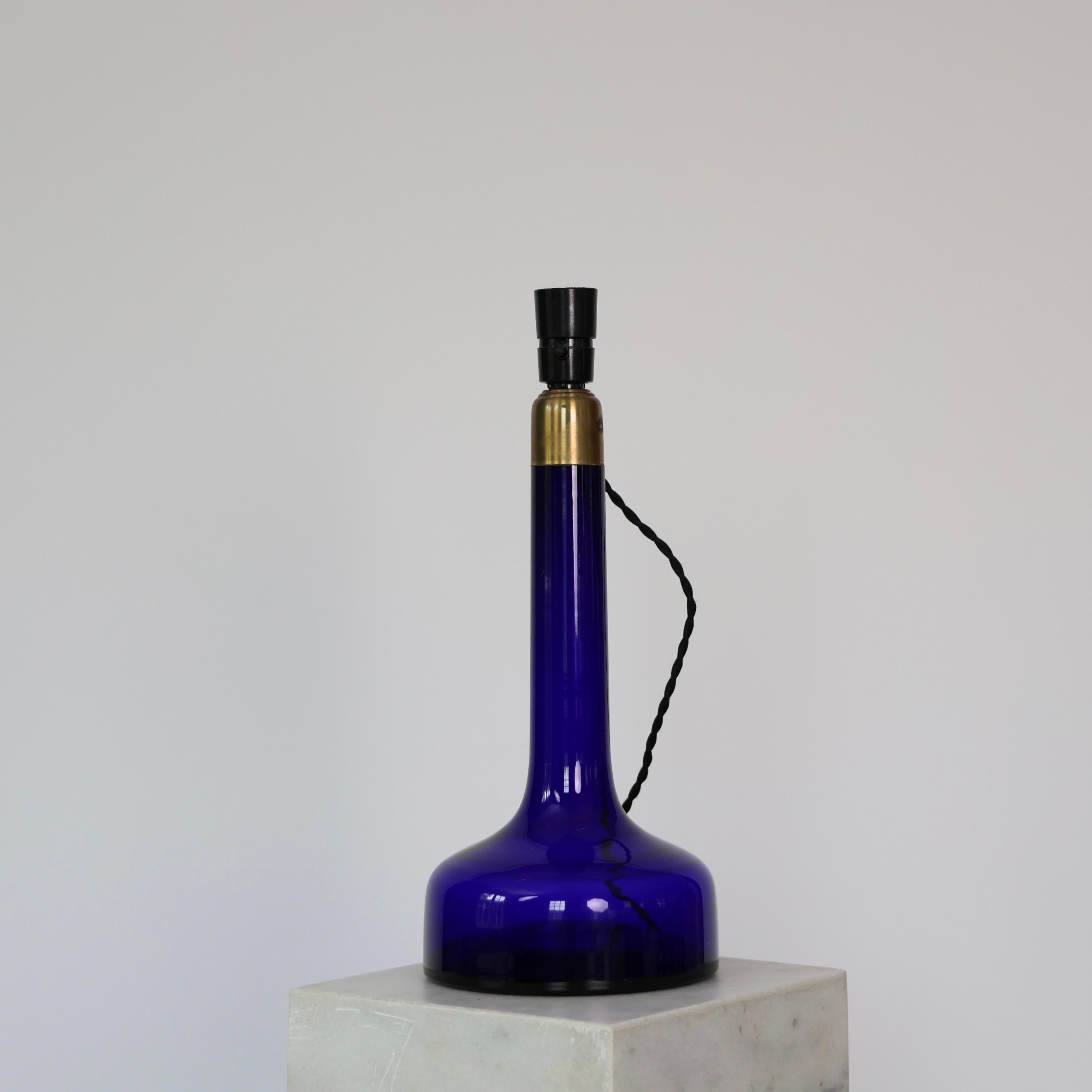 Impressive Table Lamp by Gunnar Biilman-Petersen for Le Klint, 1950s, Denmark For Sale 1