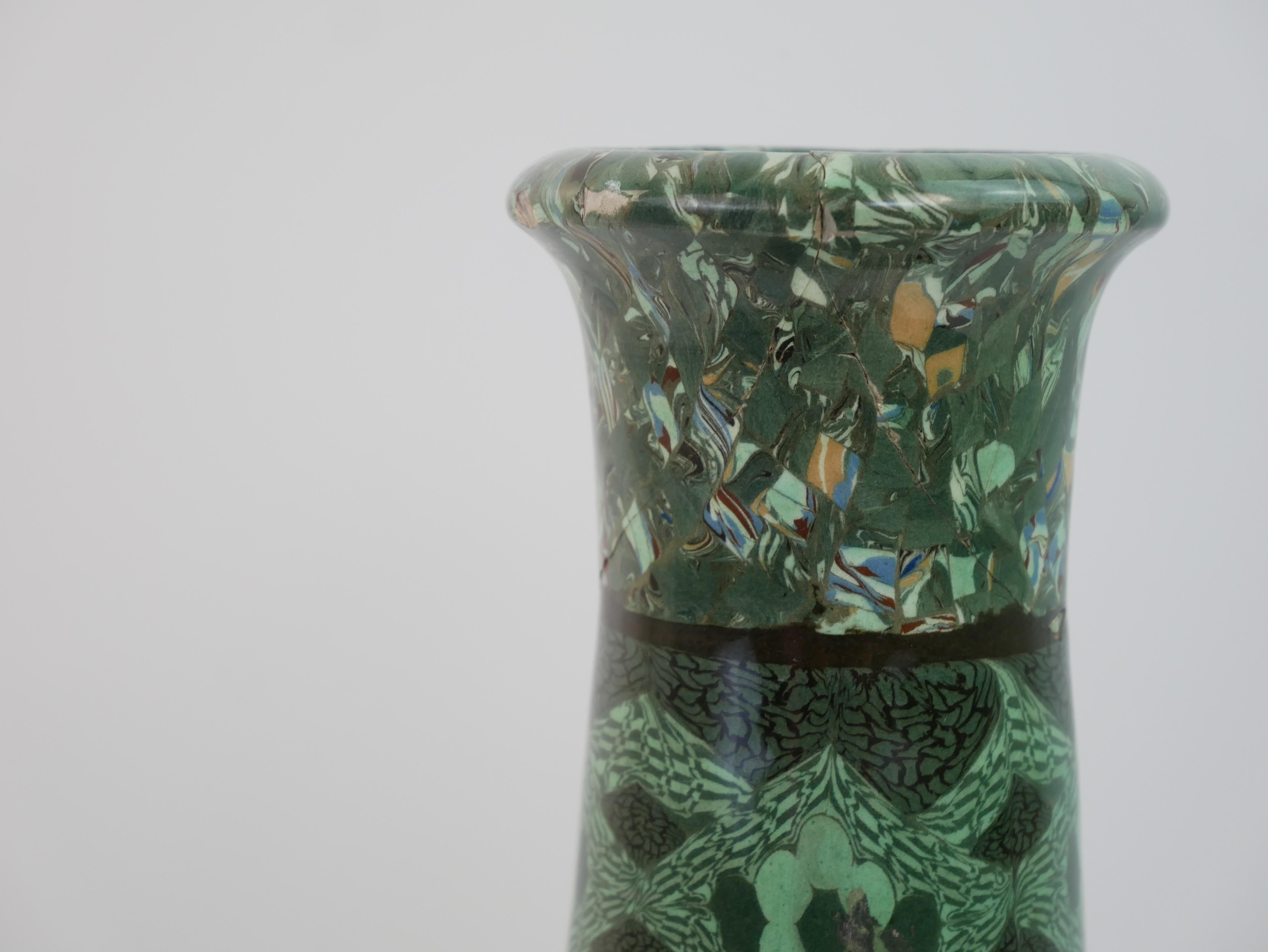 Impressionante ceramica verde 