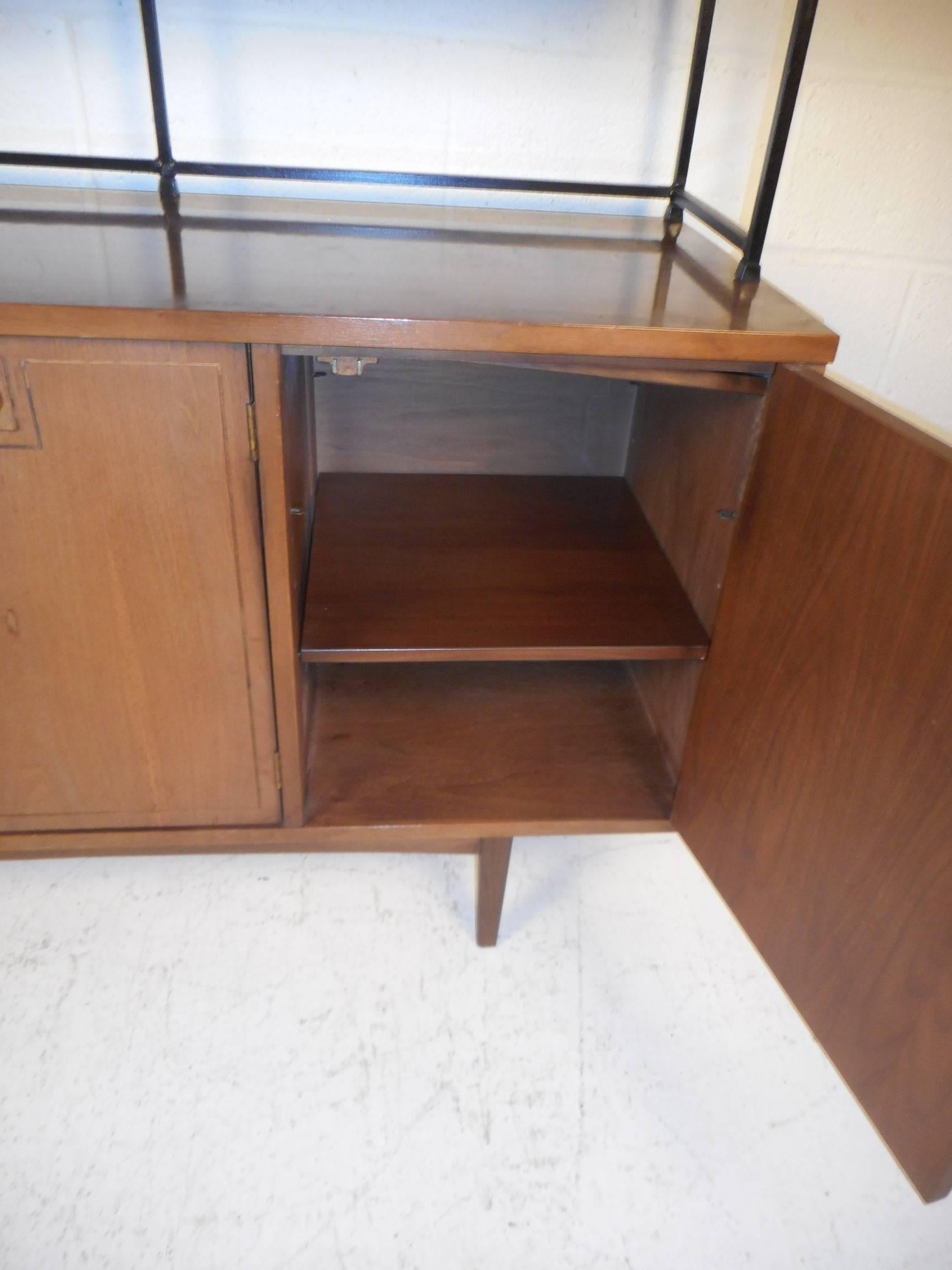 Impressive Two-Piece Midcentury Wall Unit by Stanley In Good Condition In Brooklyn, NY