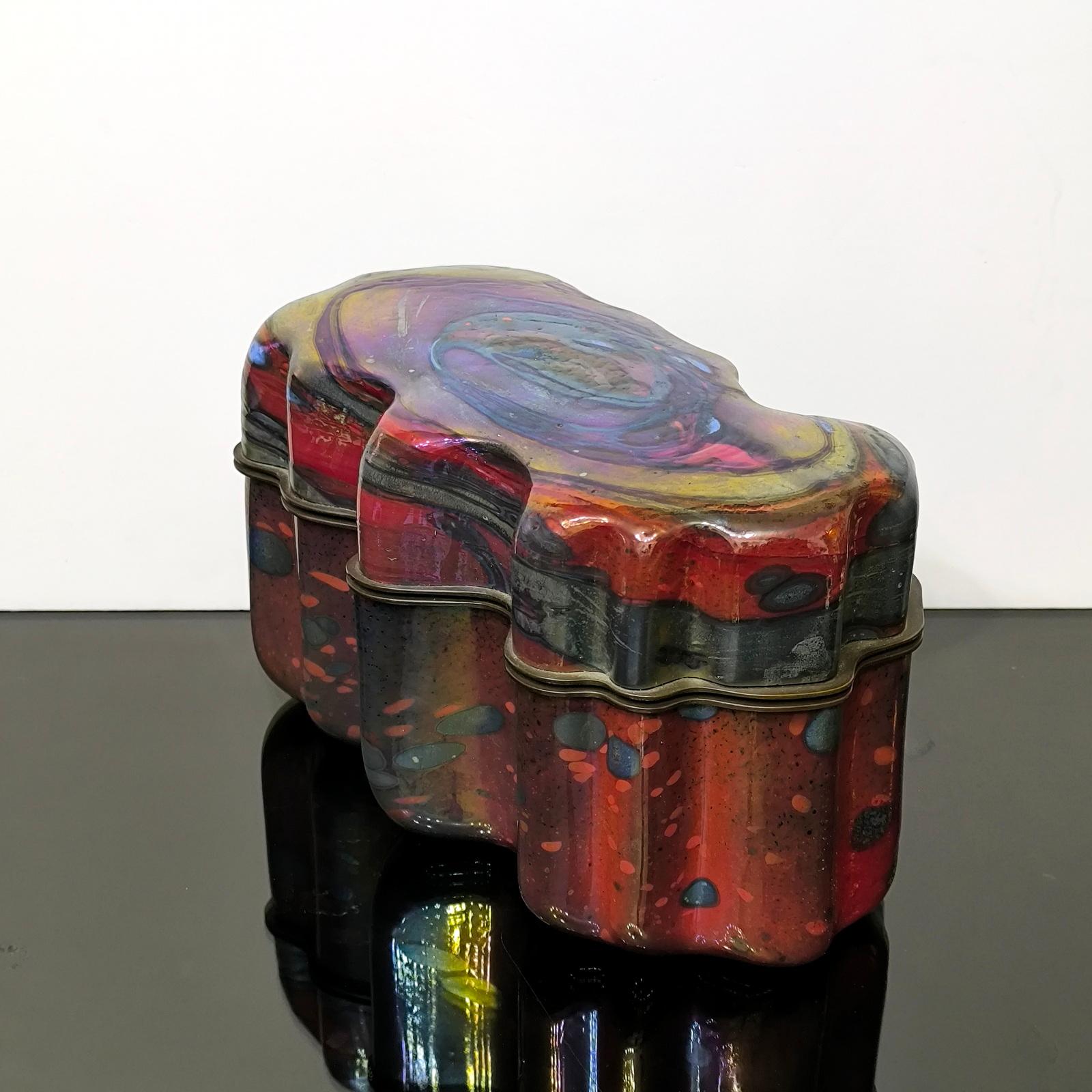 Beeindruckendes Unikat aus Kunstglas und Messing Box mit Deckel von Jack Ink im Angebot 1
