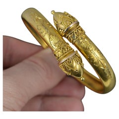 Beeindruckender viktorianischer 15 Karat Gold Torque Crossover-Armreif