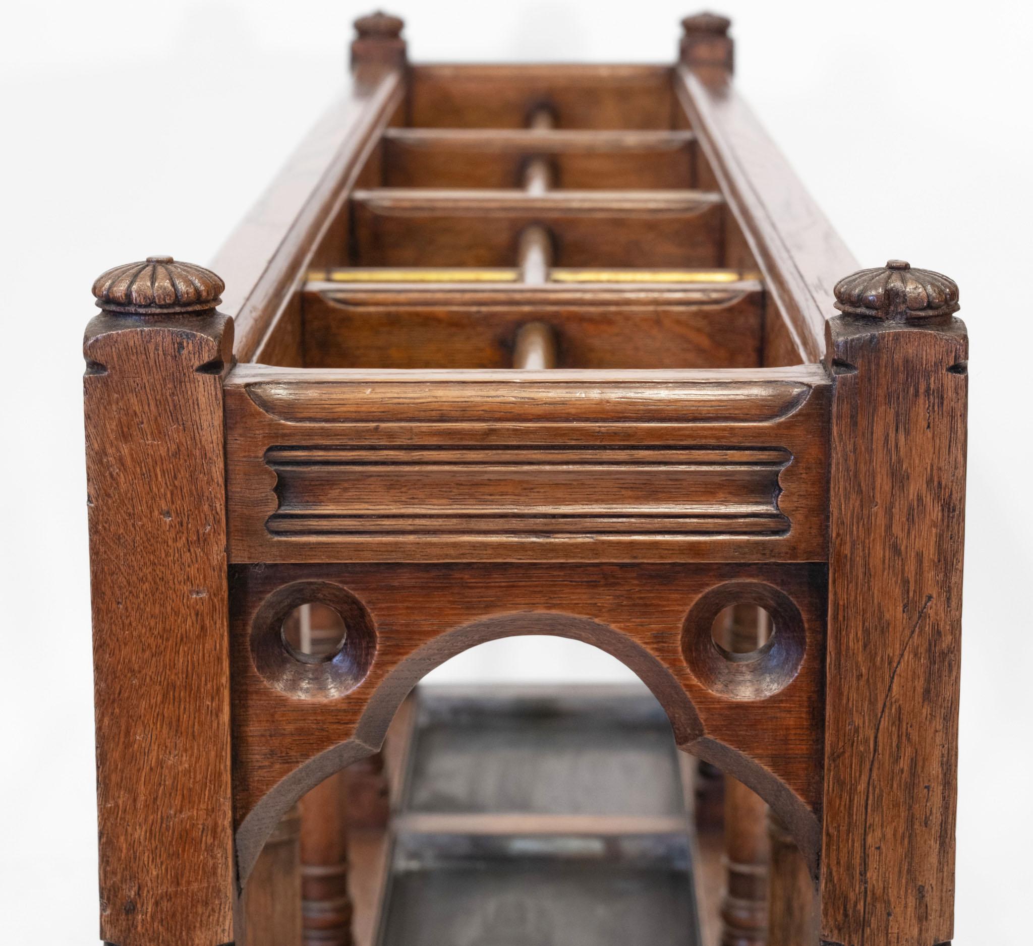 Impressive Victorian Gothic Revival Country House Oak Umbrella Stick Stand In Good Condition For Sale In Norwich, GB