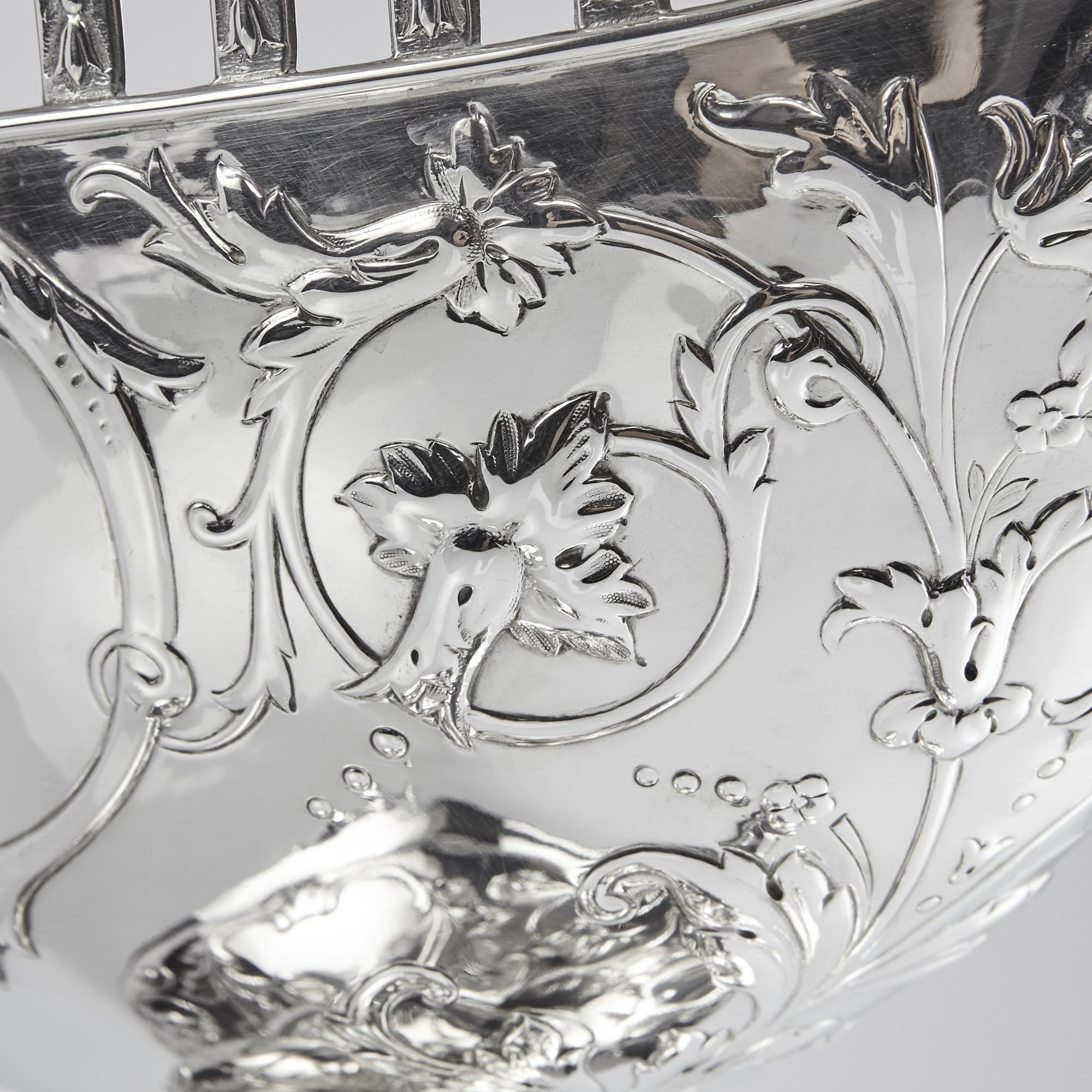 Impressive Victorian Silver Pedestal Bowl 3