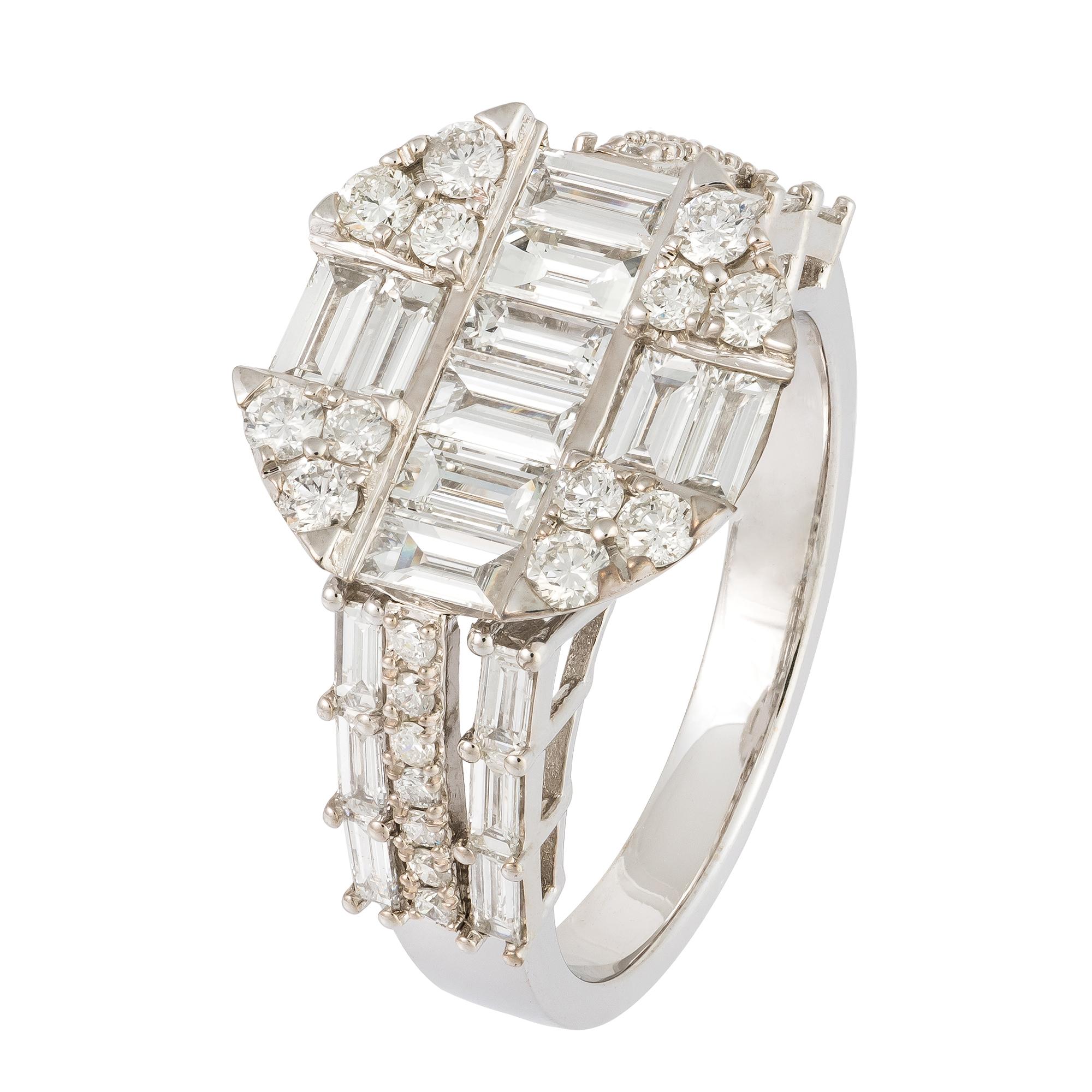 Im Angebot: Beeindruckender Ring aus weißem 18 Karat Gold mit weißen Diamanten für ihr () 2