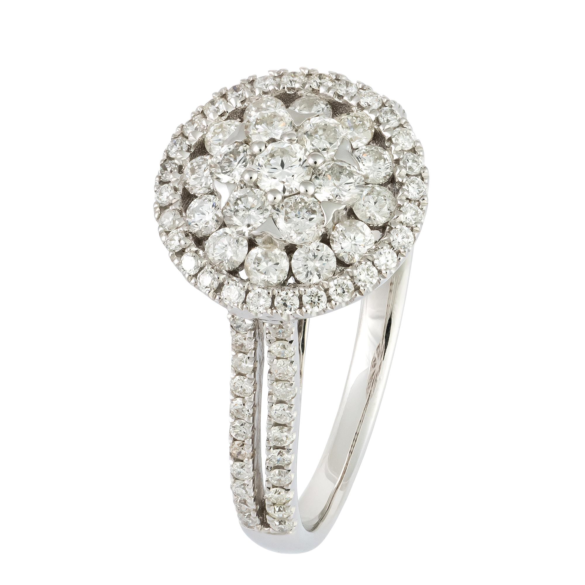 For Sale:  Impressive White 18K Gold White Diamond Ring for Her 2